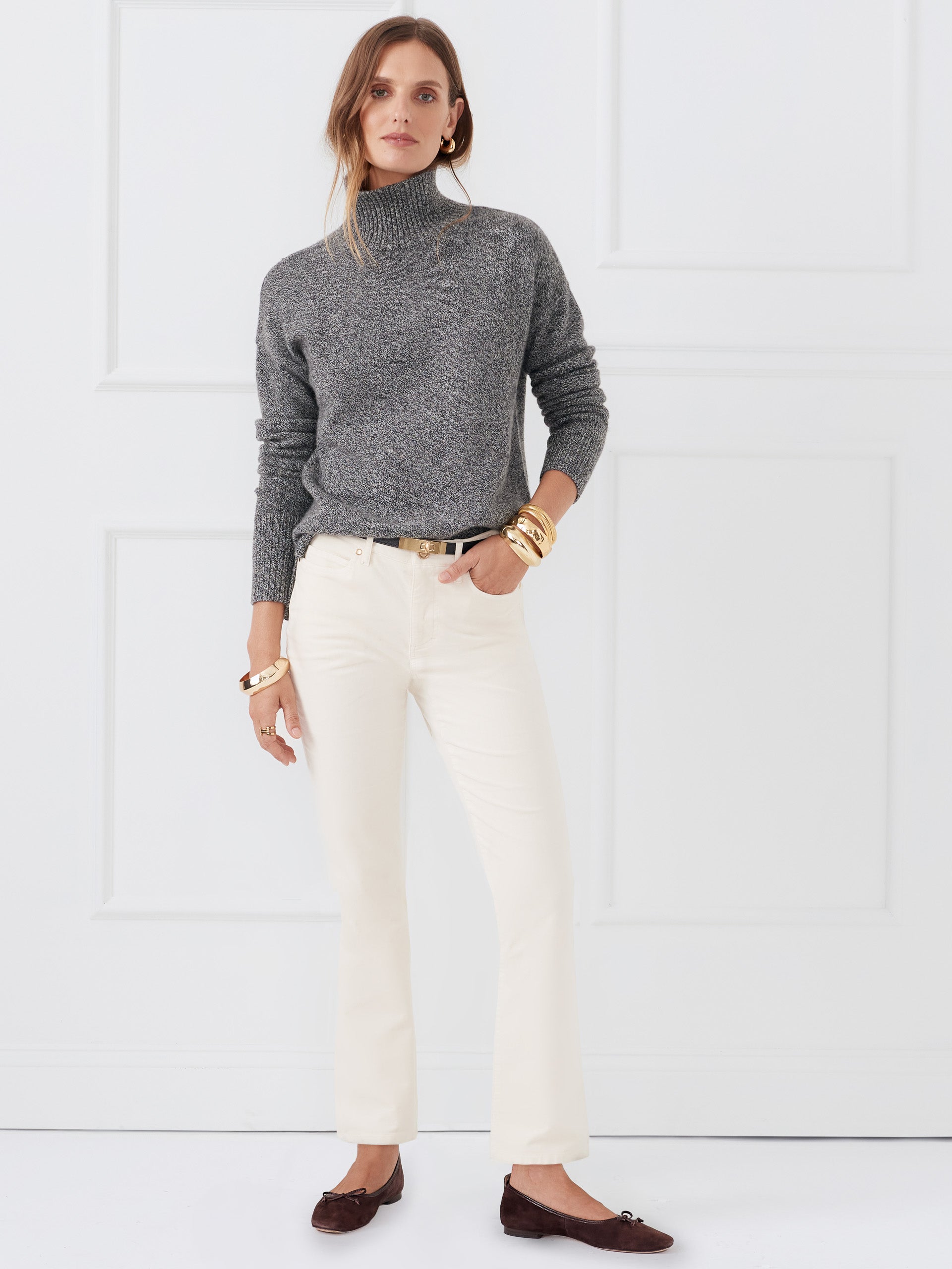 J.McLaughlin Lenni pants in egret white made with velveteen.