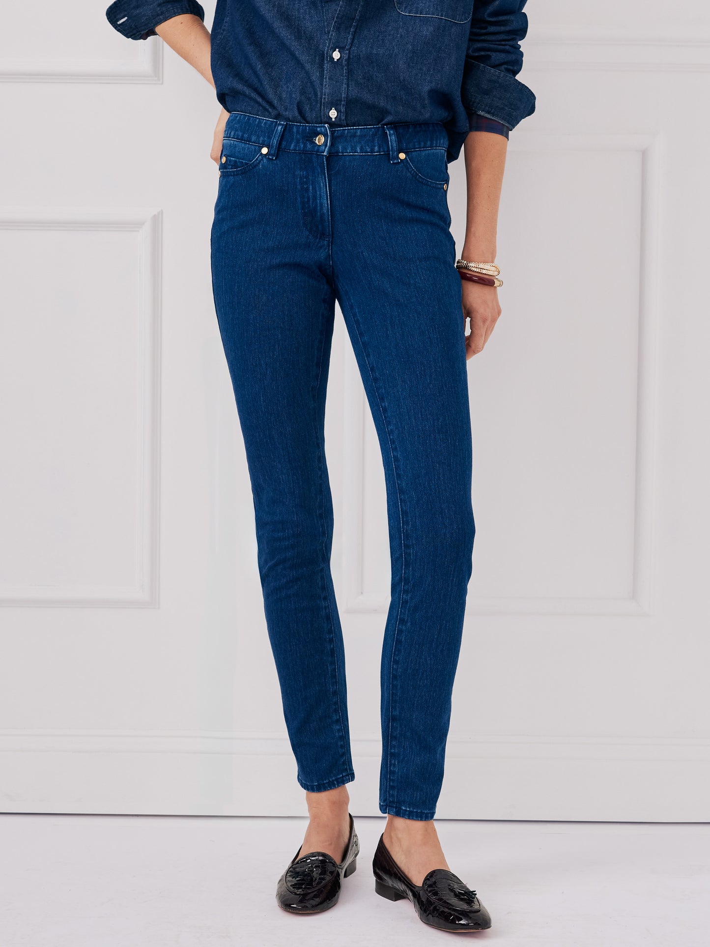 J.McLaughlin Lexi jeans in dark denim made with cotton/denim.