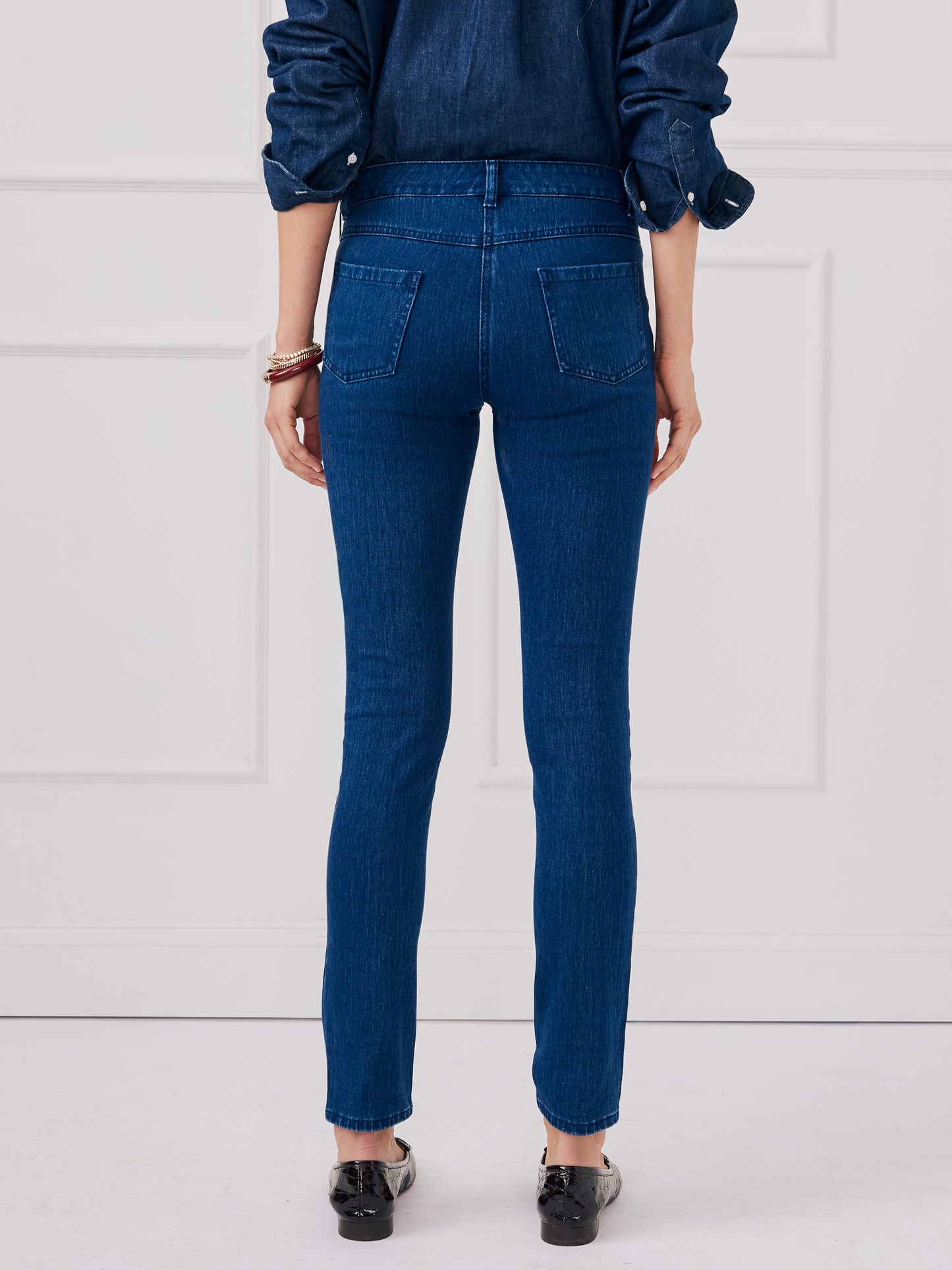 J.McLaughlin Lexi jeans in dark denim made with cotton/denim.