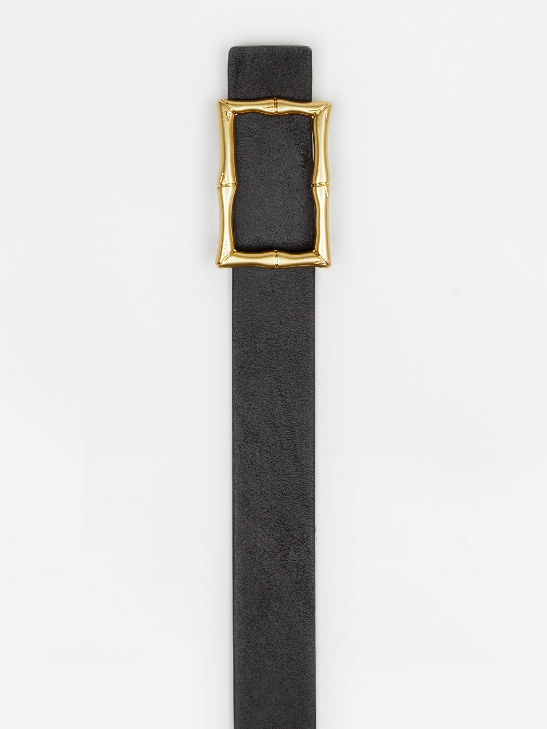 J.McLaughlin Lina Reversible Leather Belt in black/cork made with leather fabric.