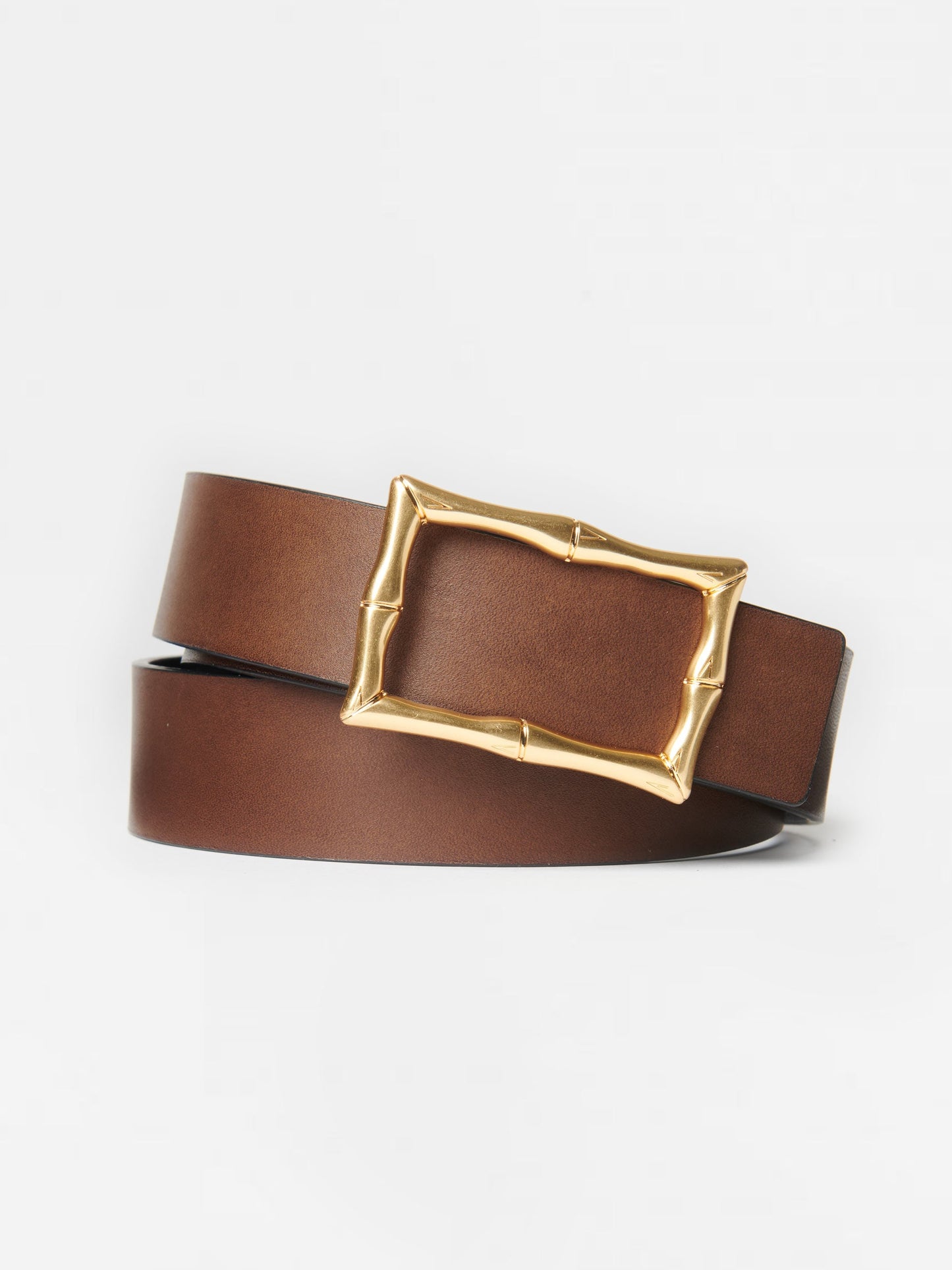 J.McLaughlin Lina Reversible Leather Belt in black/cork made with leather fabric.