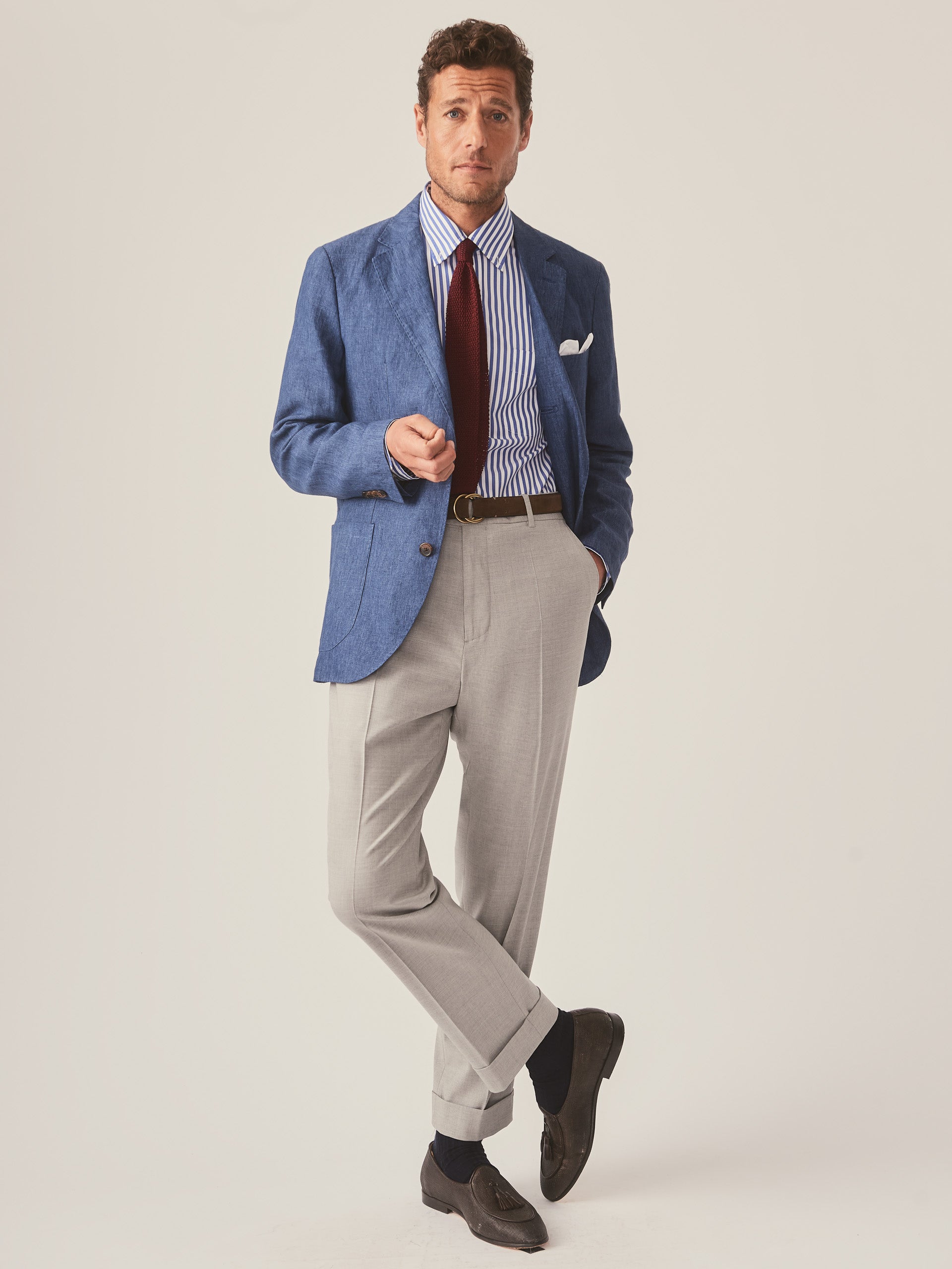  J.McLaughlin Lisbon blazer in navy made with linen.