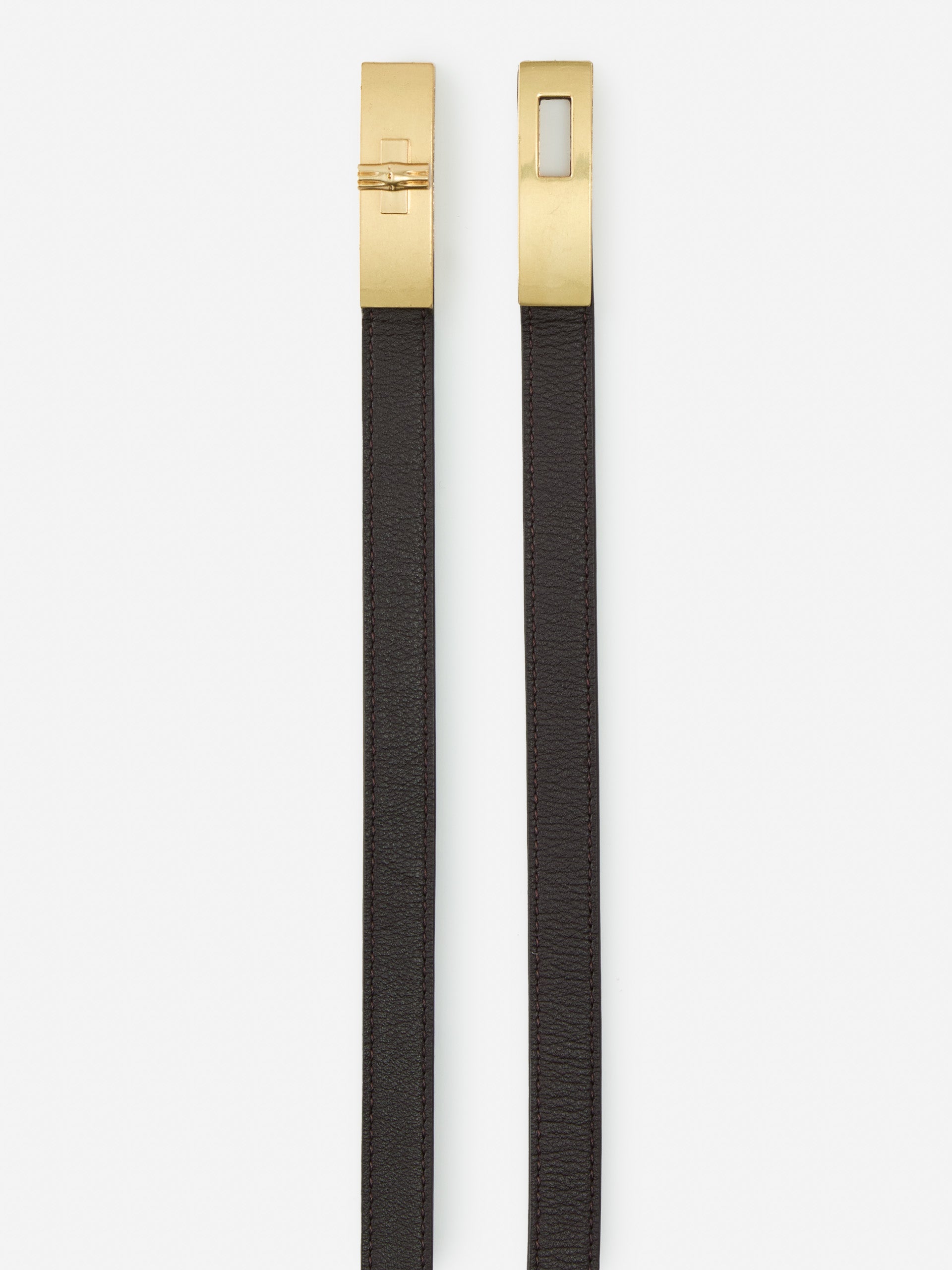 J.McLaughlin Liv belt in dark brown made with leather. 