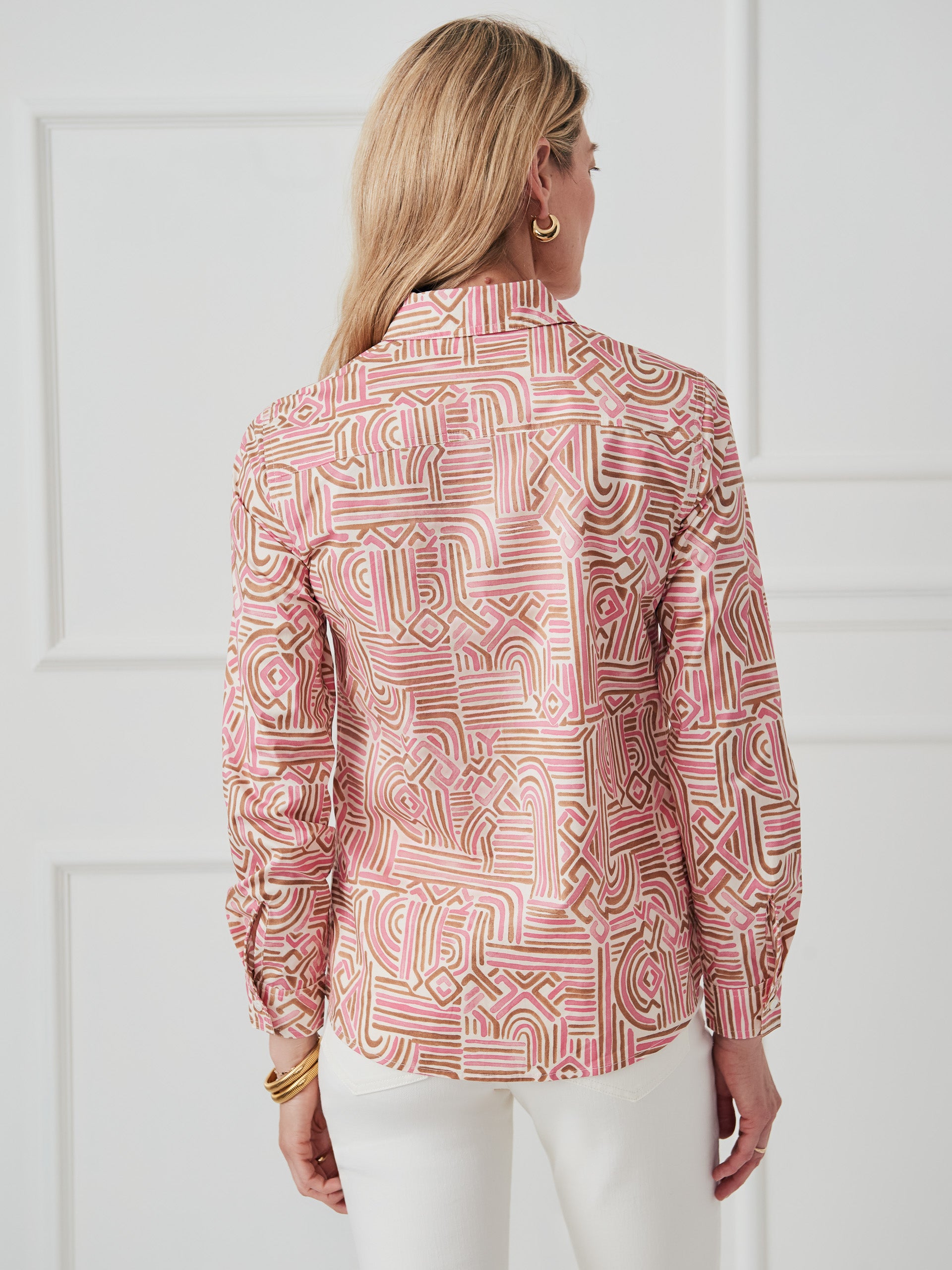 J.McLaughlin Lois shirt in pink/tan made with cotton. 