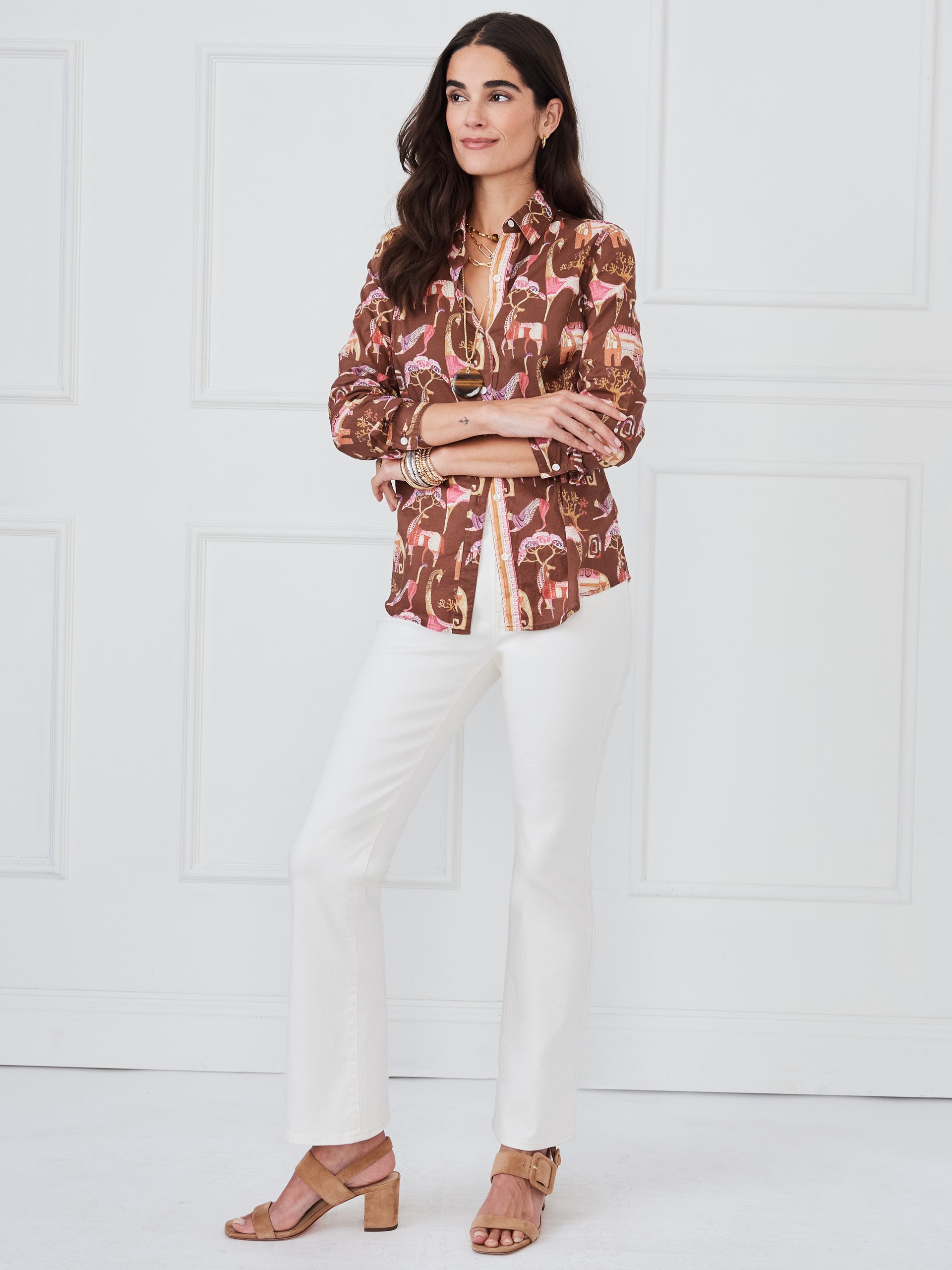 J.McLaughlin Lois shirt in brown/multi made with cotton. 