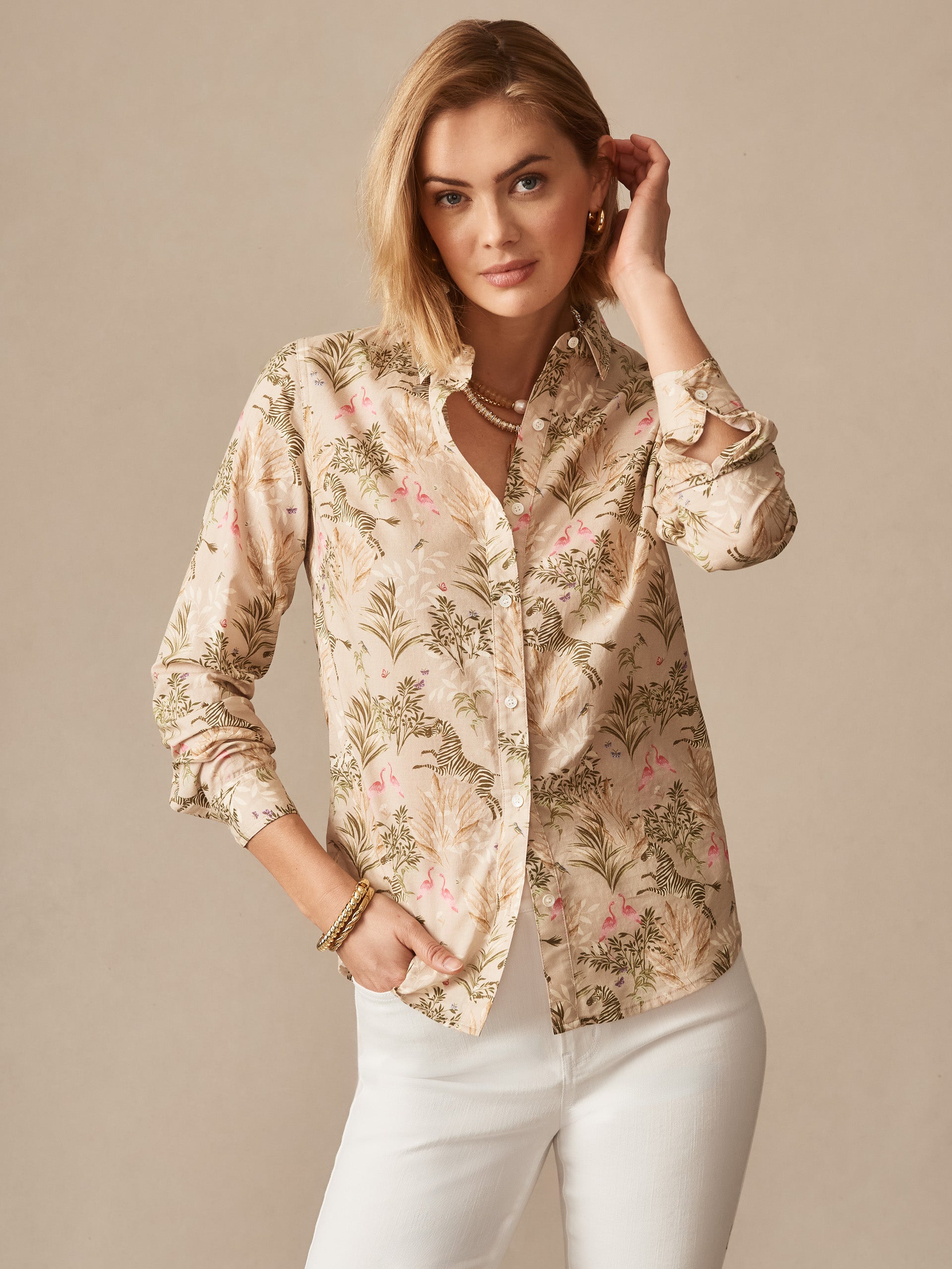 J.McLauighlin Lois shirt in stone/multi made with cotton.