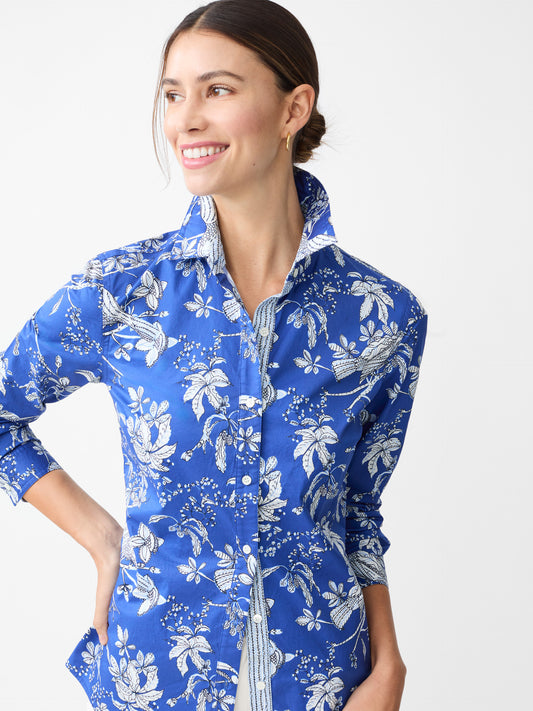 J.McLaughlin Lois shirt in blue/white made with cotton.