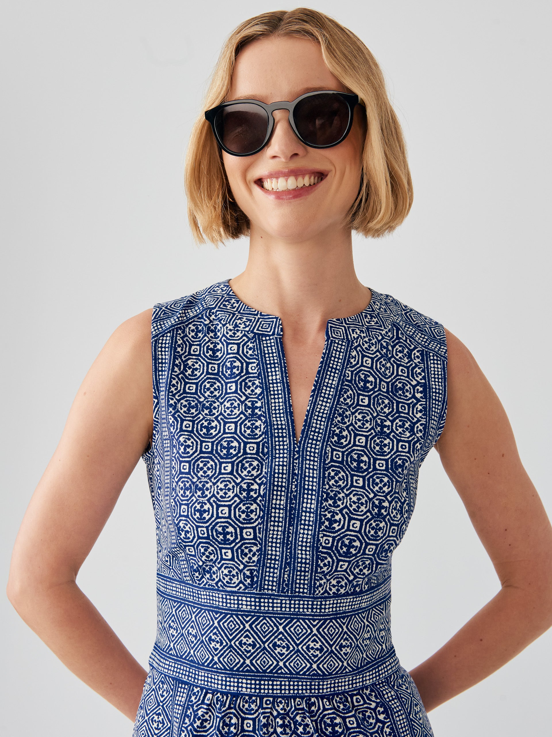 J.McLaughlin Lola dress in navy/off white made with Catalina cloth.
