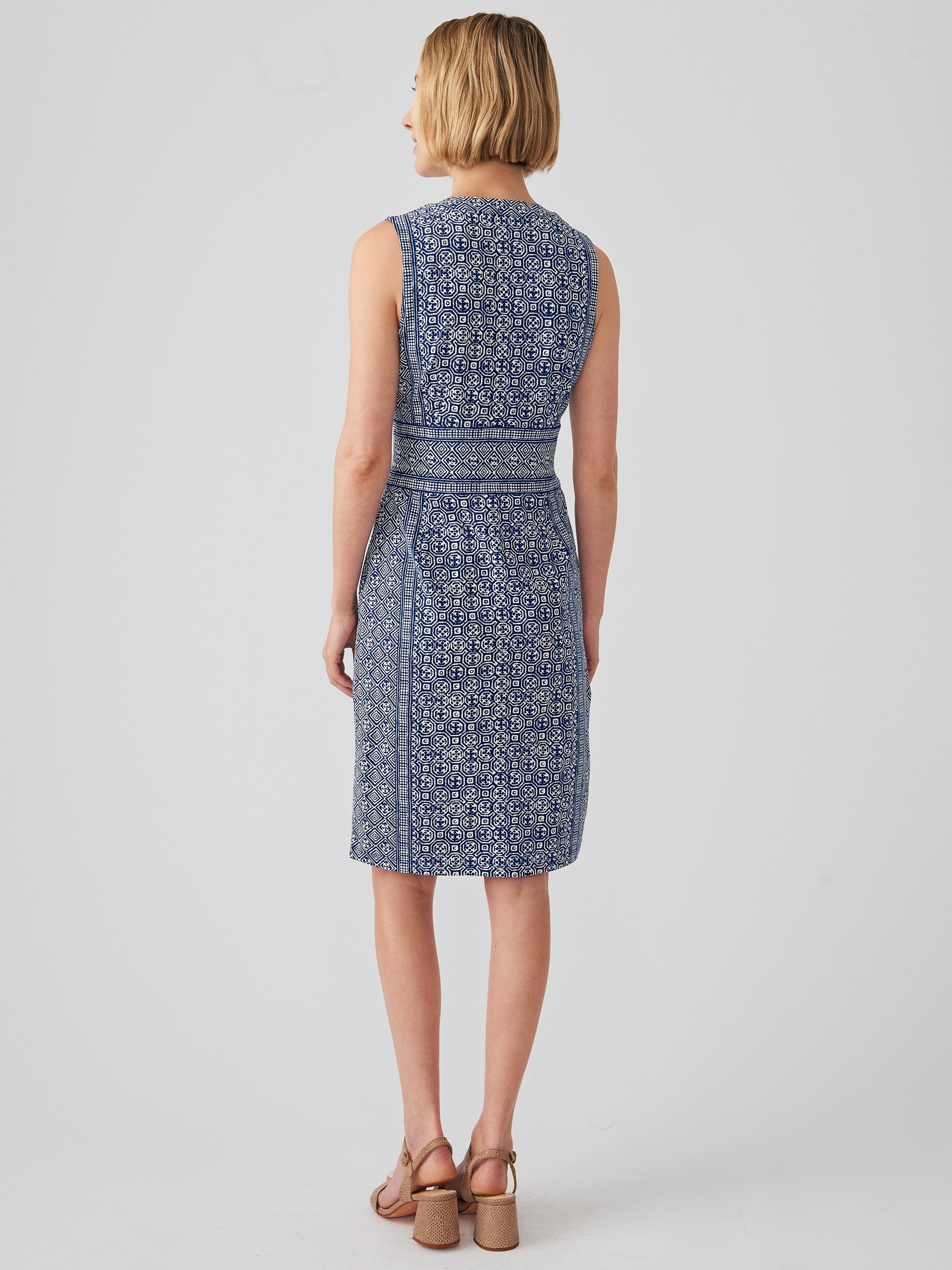 J.McLaughlin Lola dress in navy/off white made with Catalina cloth.