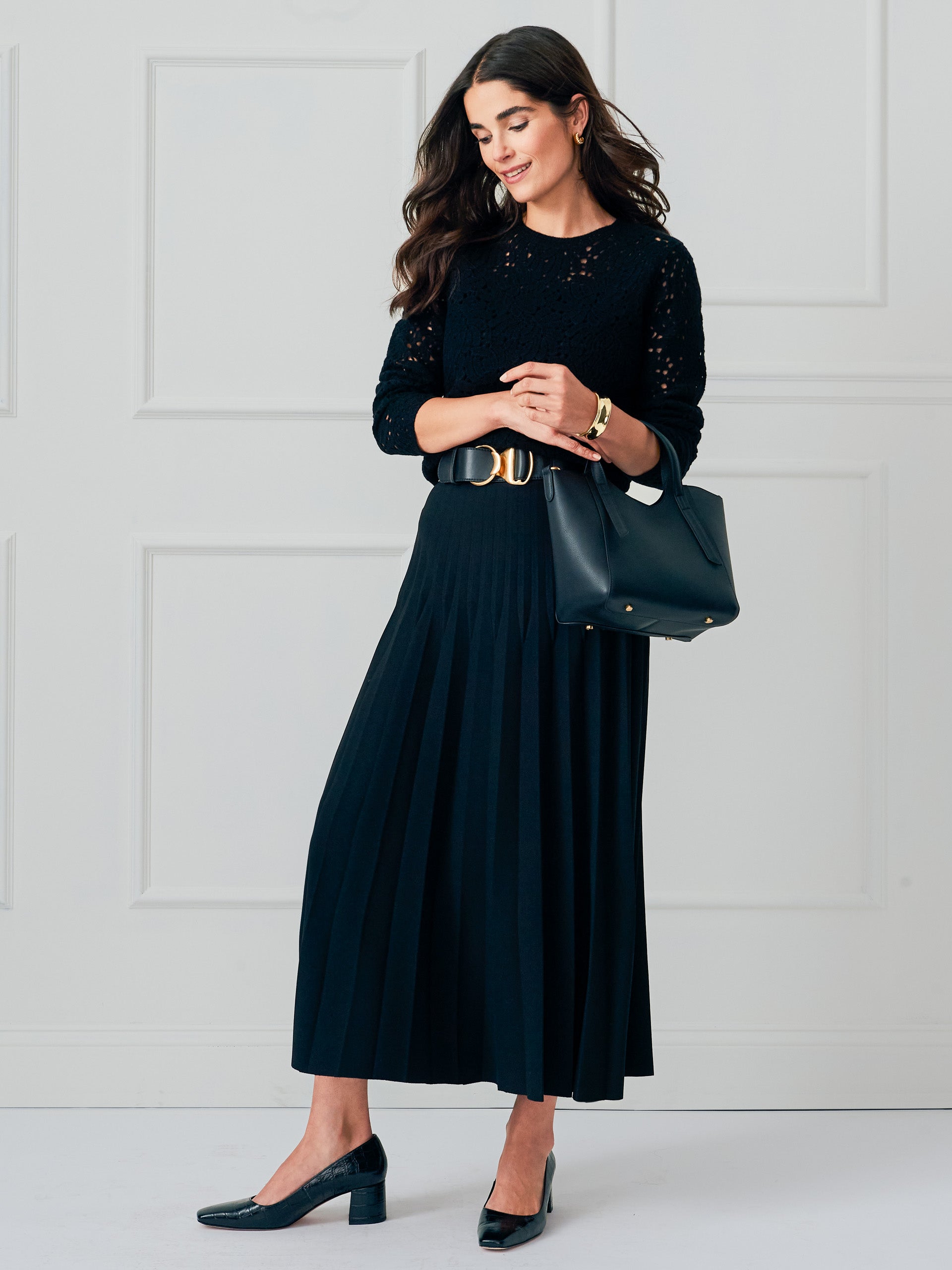 J.McLaughlin Lorena skirt in black made with polyester. 