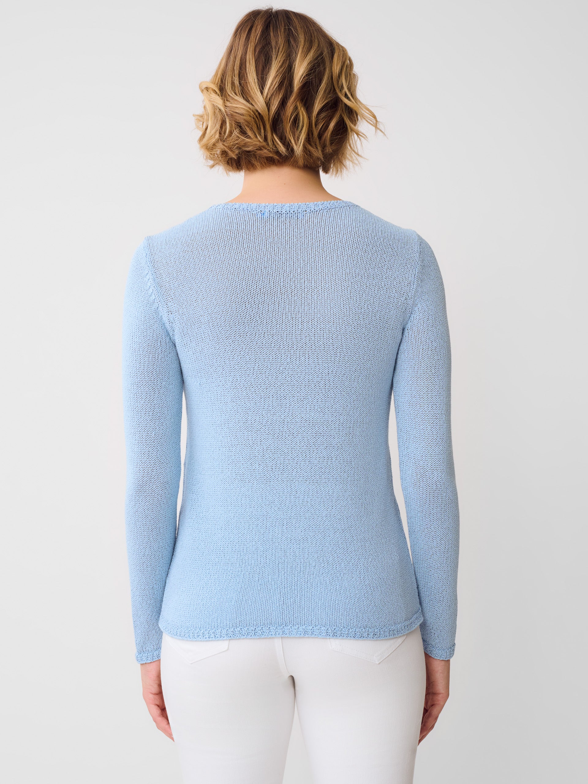 J.McLaughlin Ludlow sweater in light blue made with cotton. 