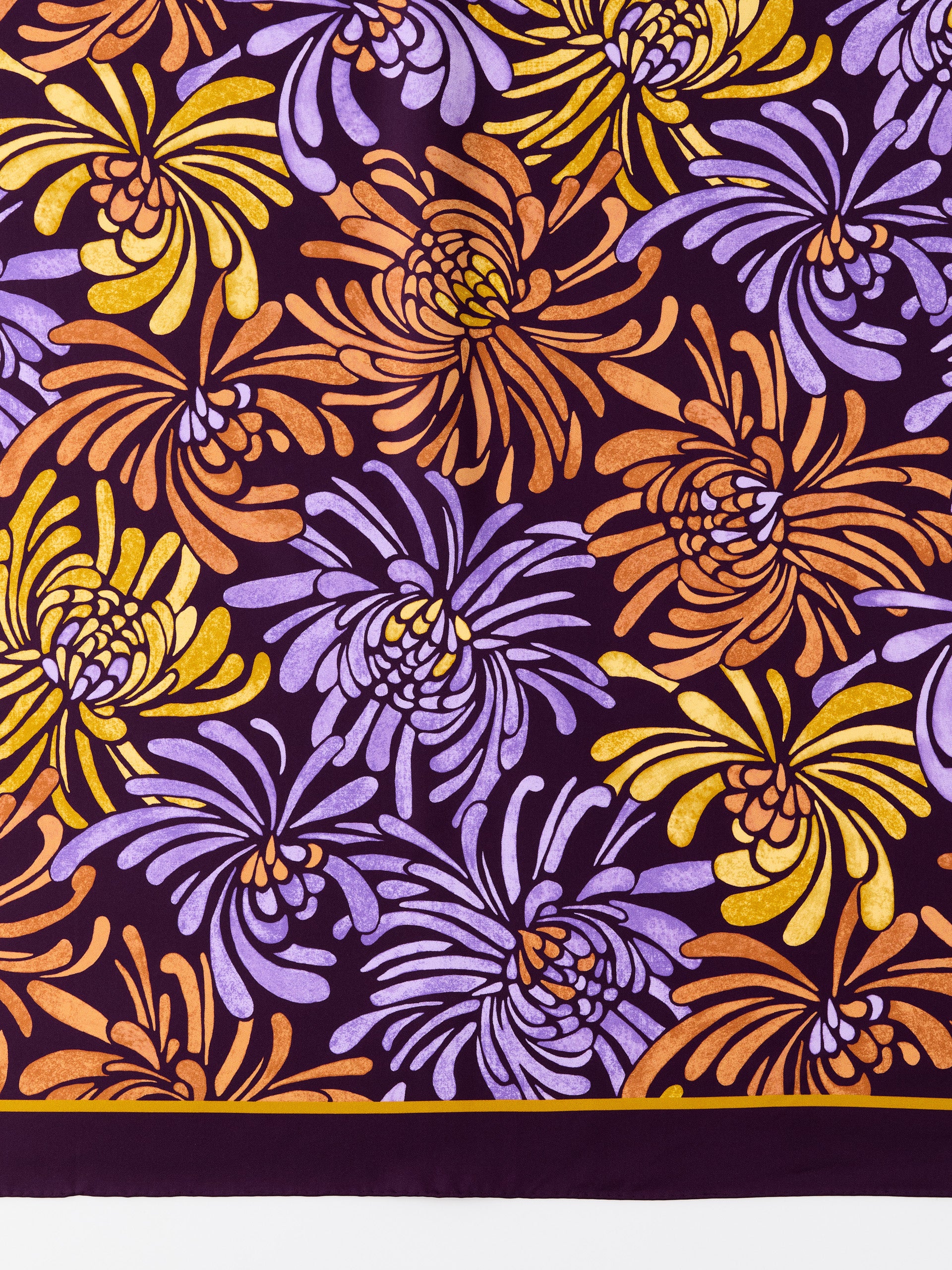 J.McLaughlin Mabel scarf in purple/gold made with silk.