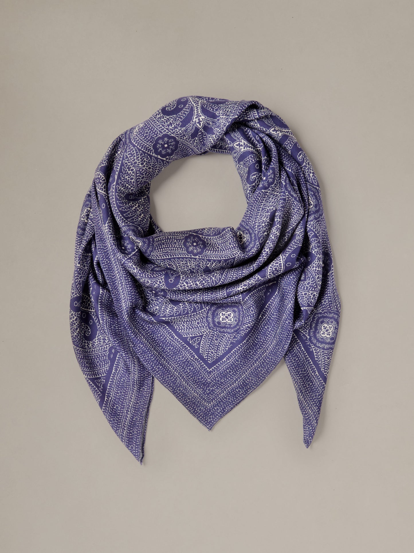 The Magic Silk Twill Scarf in Baroque Hall Border