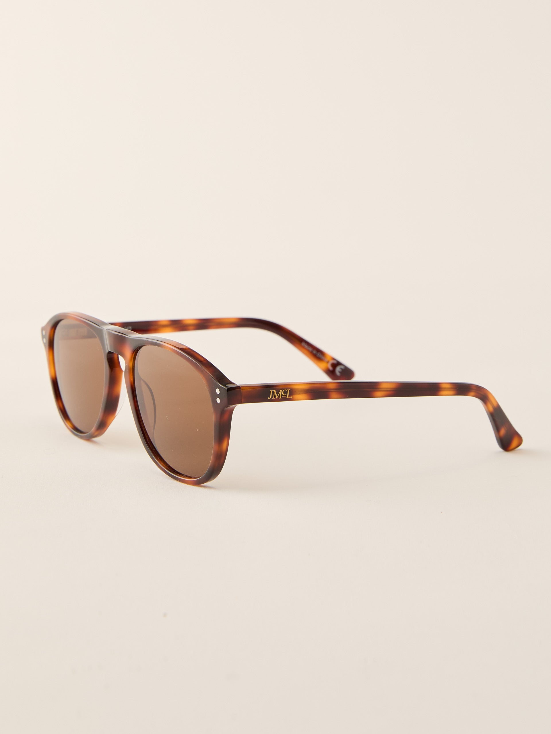 J.McLaughlin Mcqueen sunglasses in Brown made with acetate.