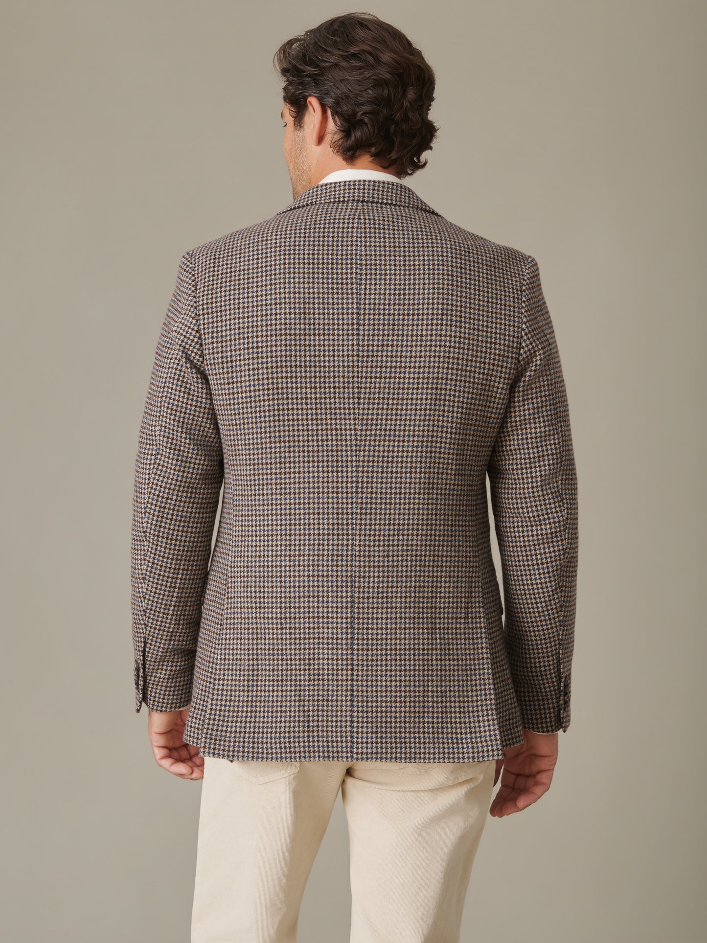 Suffolk Wool Sport Coat in Houndstooth