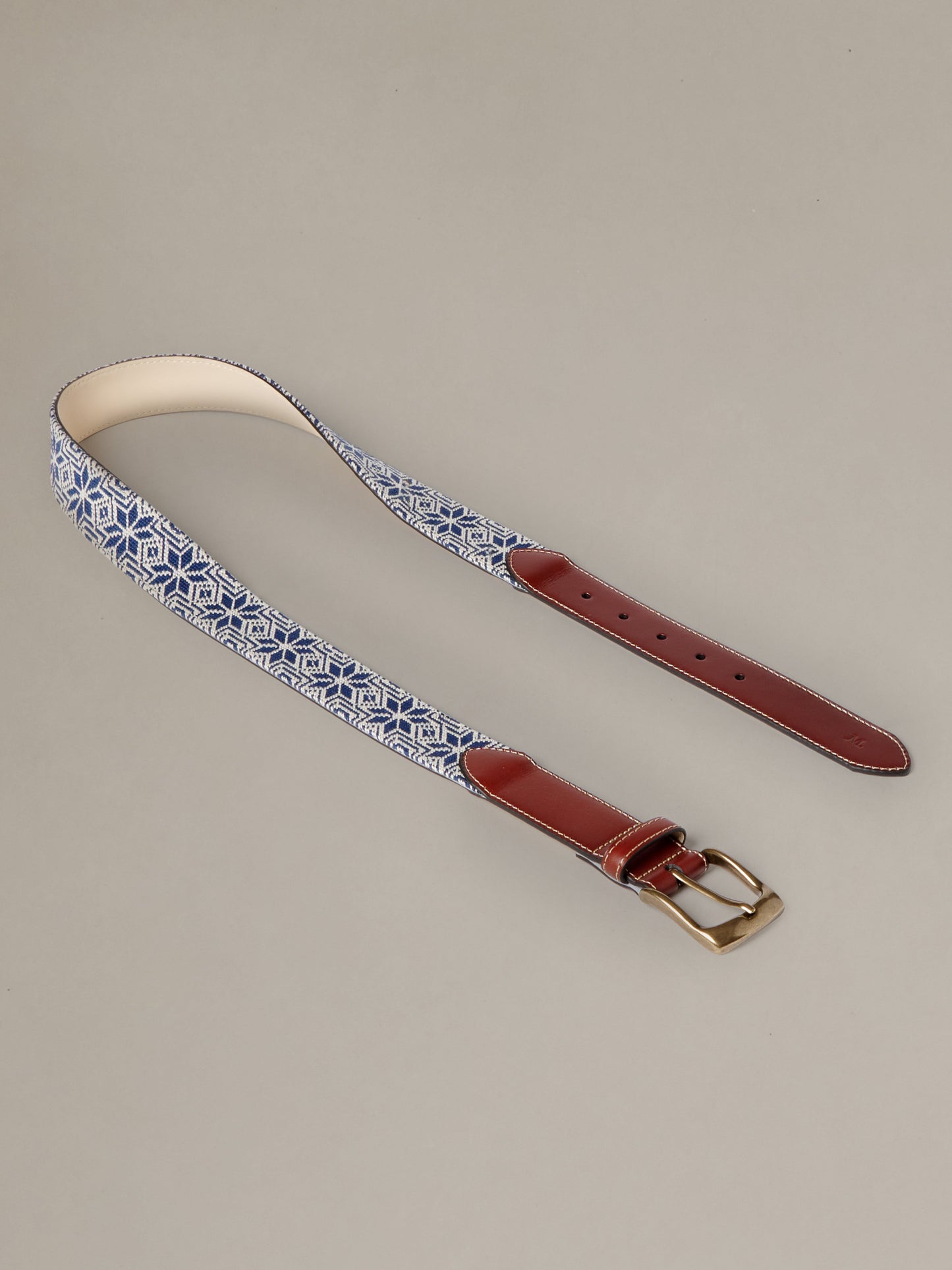 Needlepoint Belt in Snow Drift