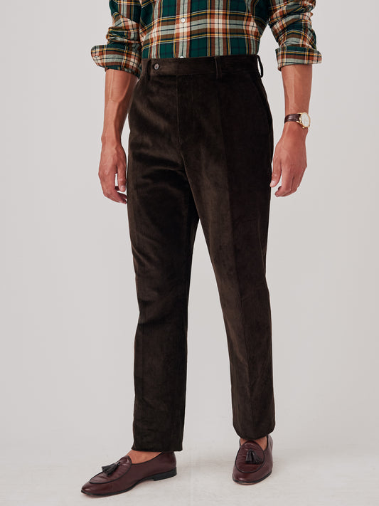 J.McLaughlin Oxford pants in brown made with cotton corduroy.
