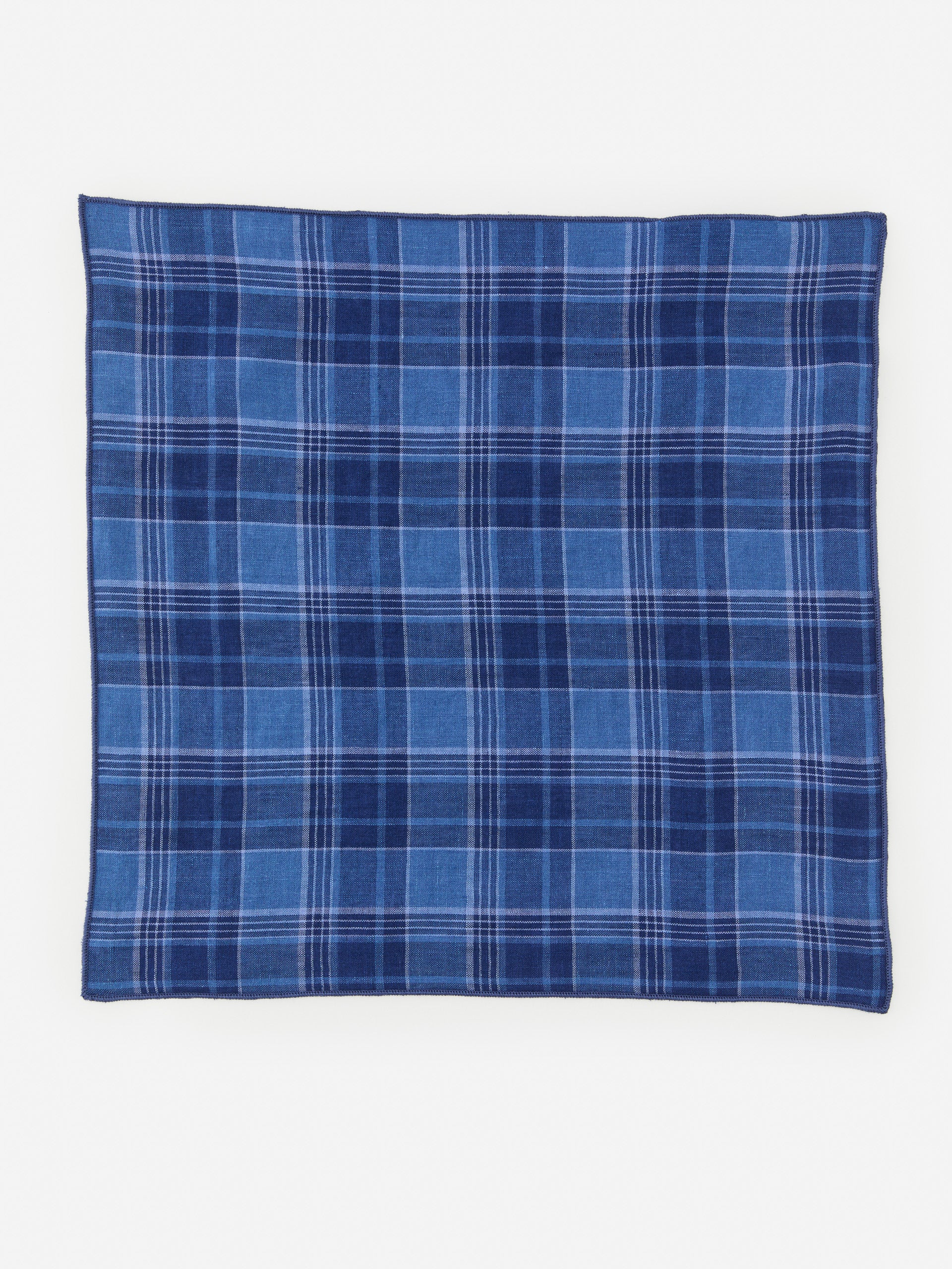 J.McLaughlin pocket square in navy/chambray made with linen.