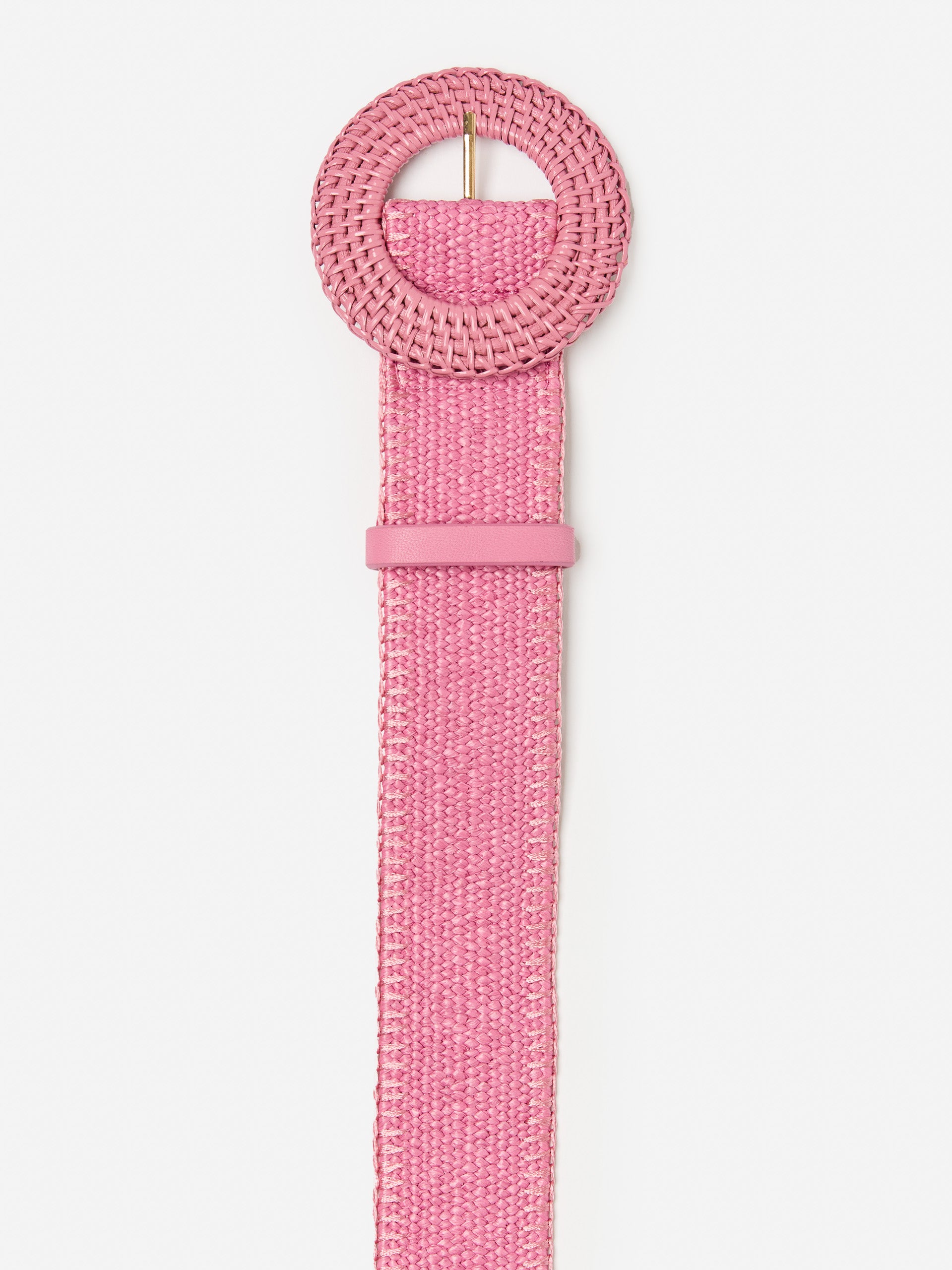 J.McLaughlin Popie belt in pink made with grasscloth and raffia.