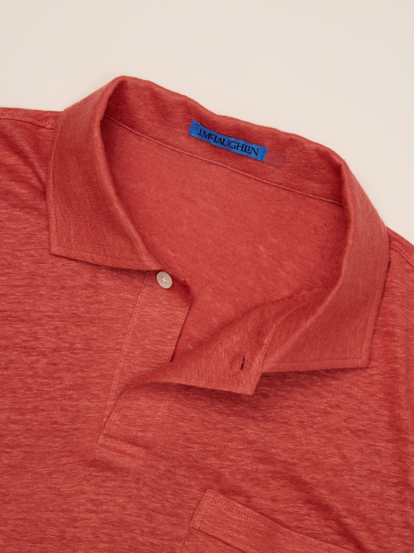 J.McLaughlin RIva linen polo in nantucket red made with linen.