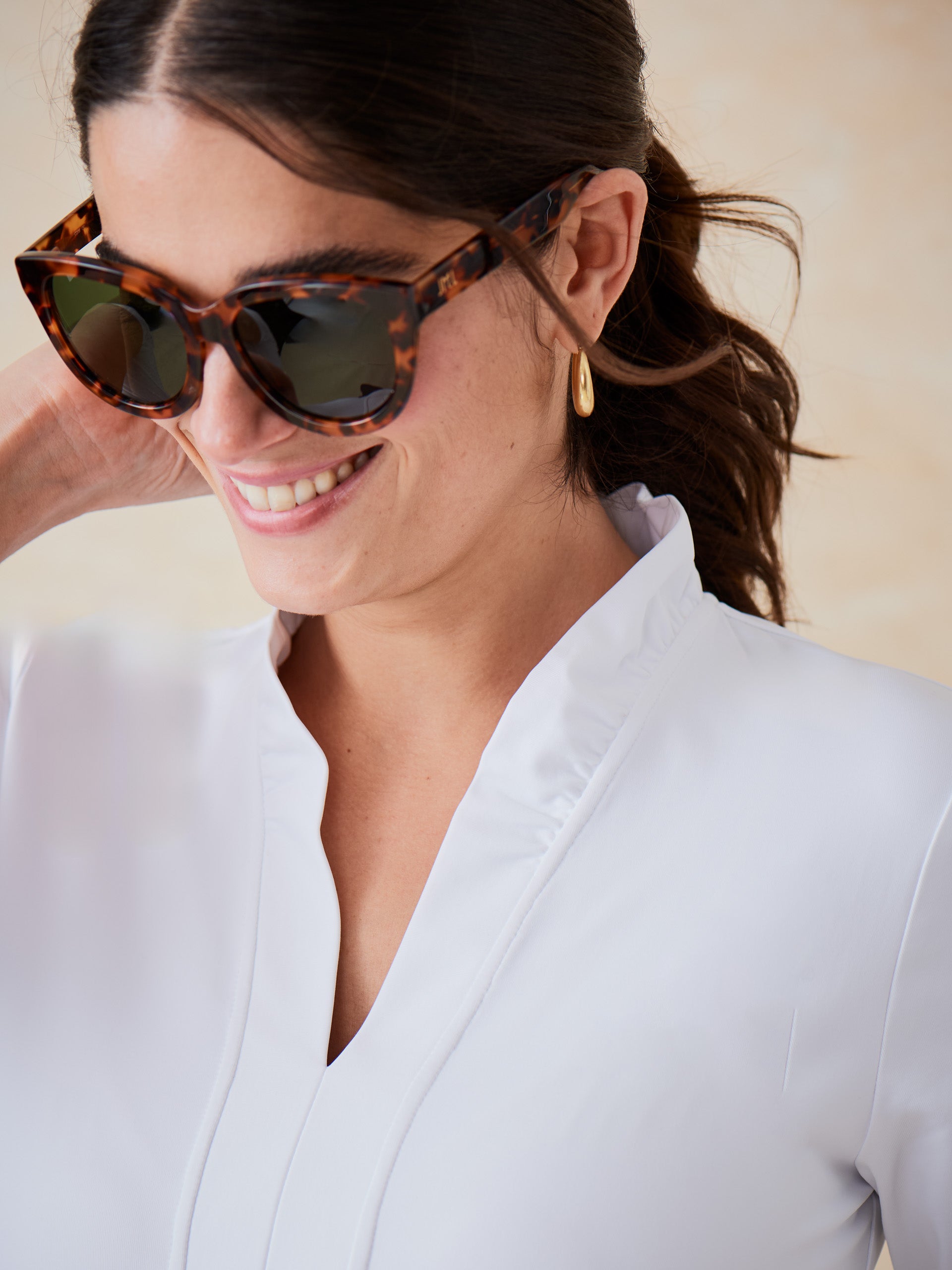 J.McLaughlin Sahara top in white made with catalina cloth. 