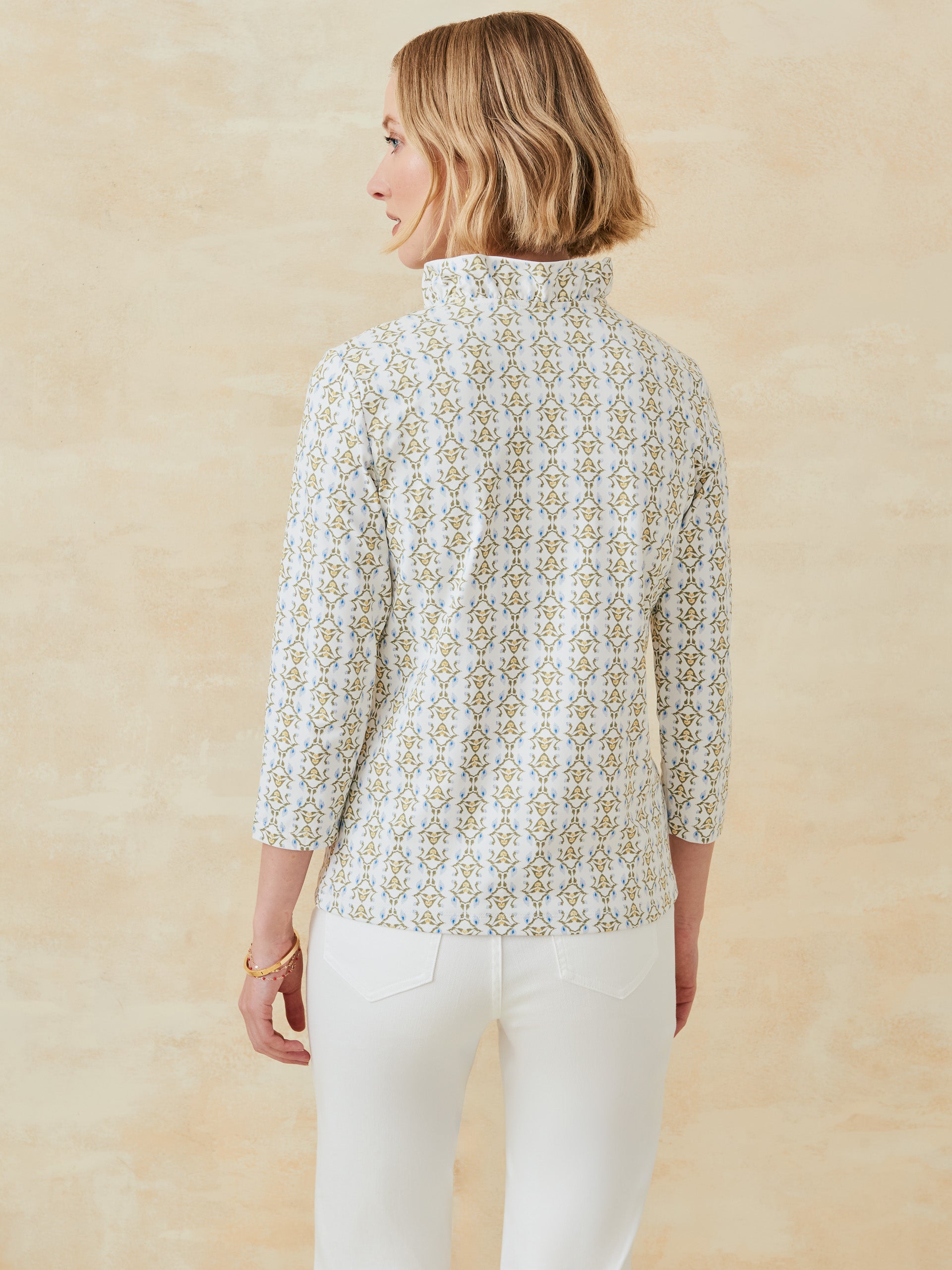 J.McLaughlin Sahara top in off white/khaki made with catalina cloth. 