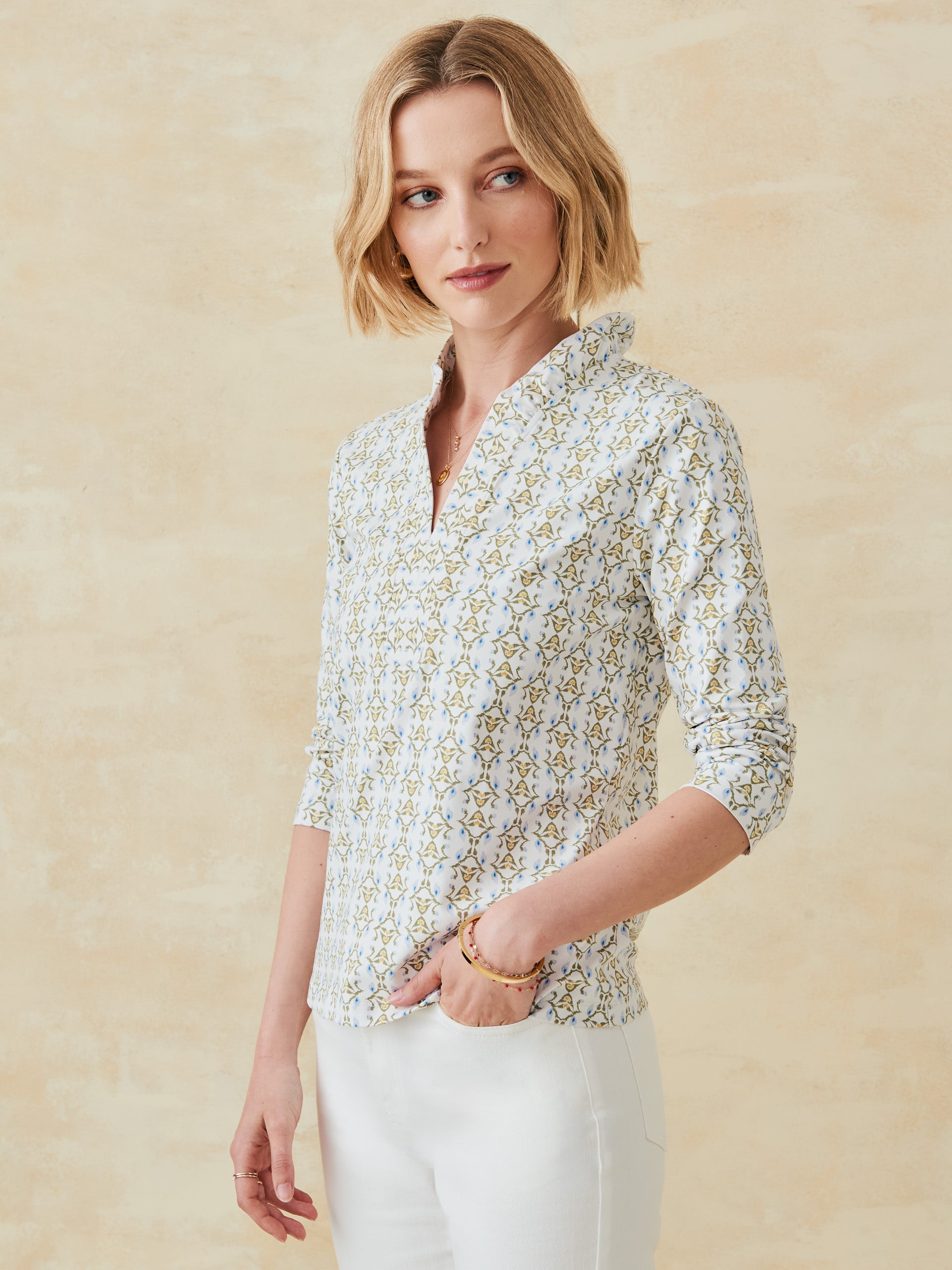 J.McLaughlin Sahara top in off white/khaki made with catalina cloth. 