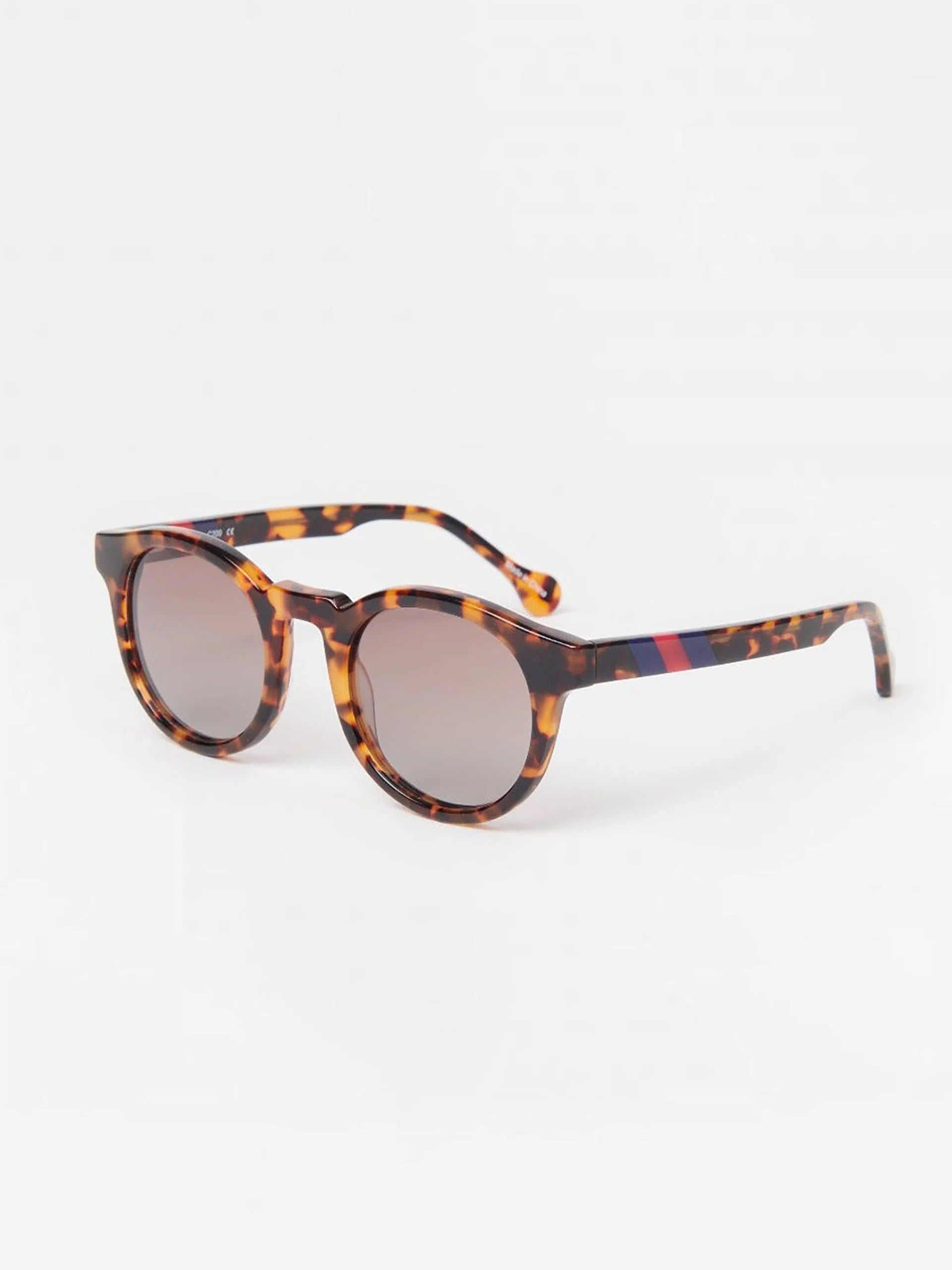 J.McLaughlin Selena sunglasses in leopard tortoise made with acetate.