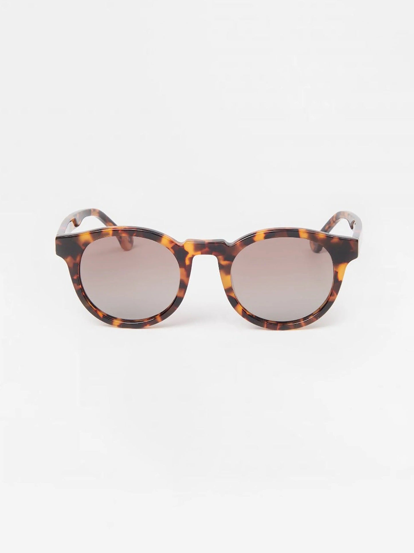 J.McLaughlin Selena sunglasses in leopard tortoise made with acetate.