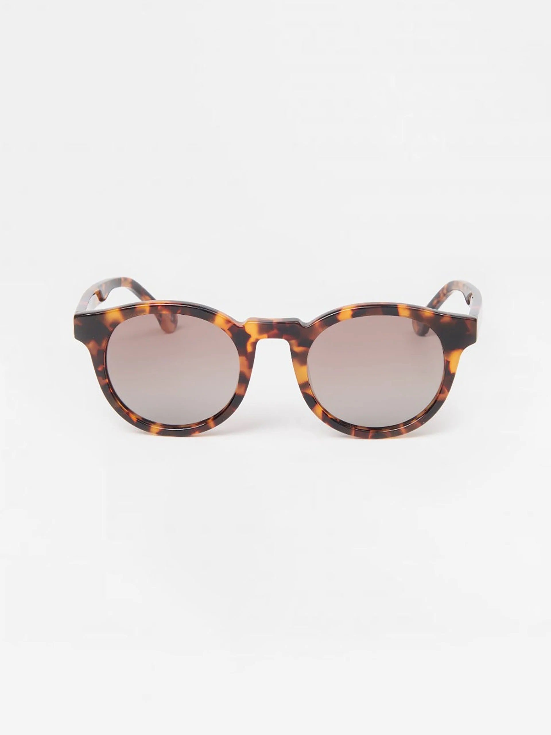 J.McLaughlin Selena sunglasses in leopard tortoise made with acetate.