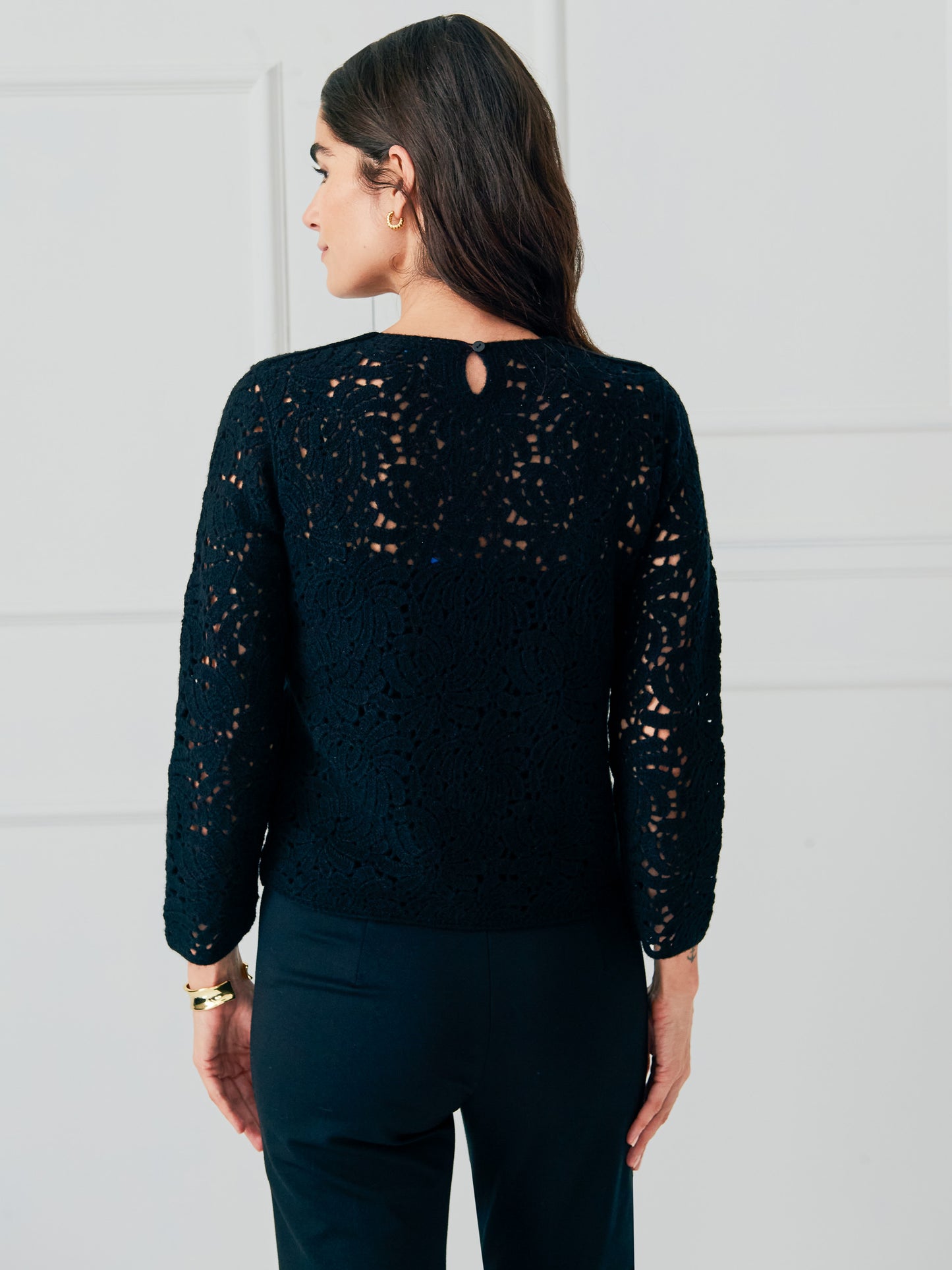 J.McLaughlin Sidra sweater in black made with wool.
