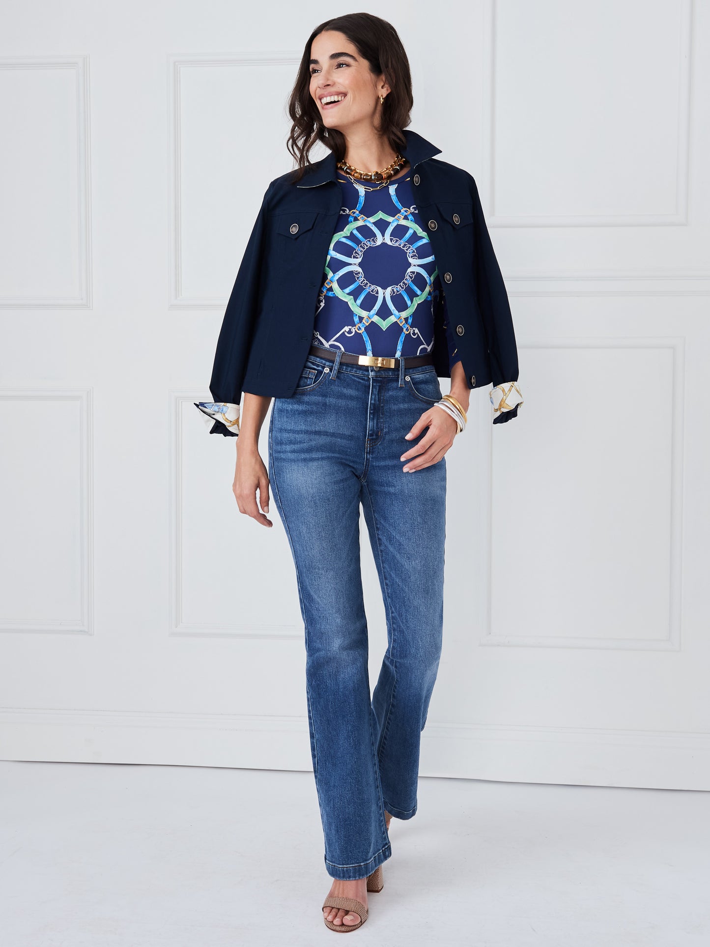 J.McLaughlin Signature tee in navy/green made with catalina cloth. 