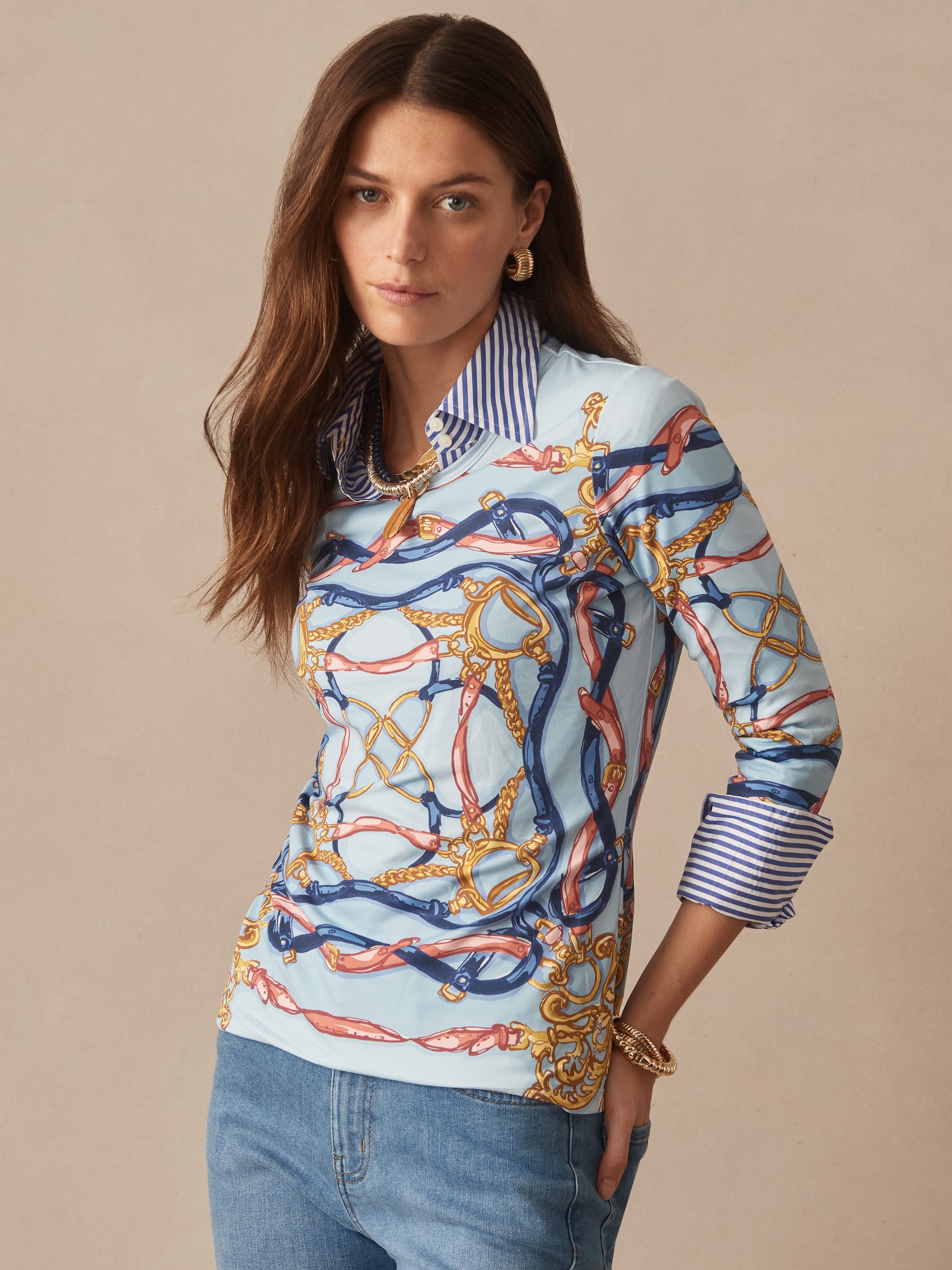 J.McLaughlin Signature tee in light blue/coral made with catalina cloth. 