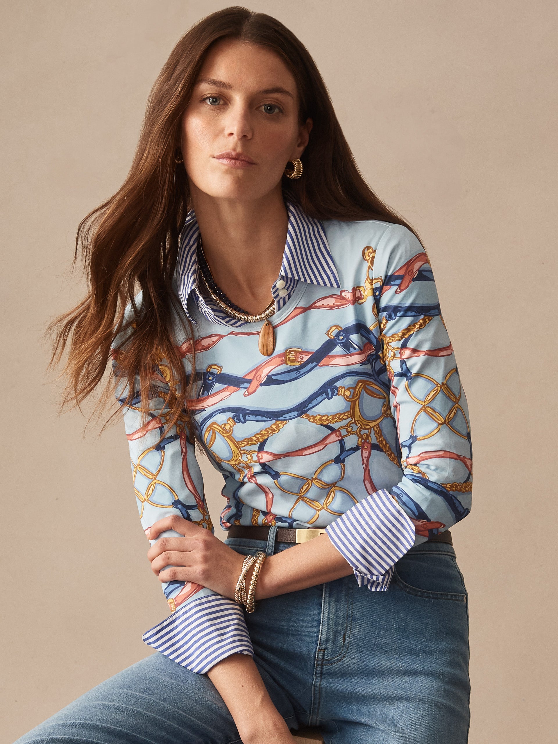 J.McLaughlin Signature tee in light blue/coral made with catalina cloth. 