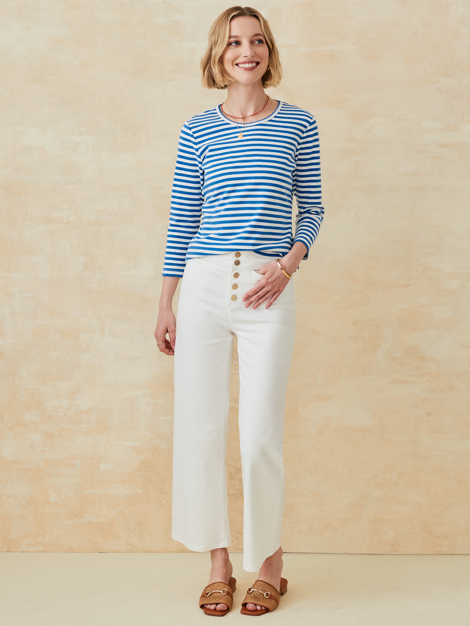 J.McLaughlin Sinclair tee in white/blue made with cotton. 