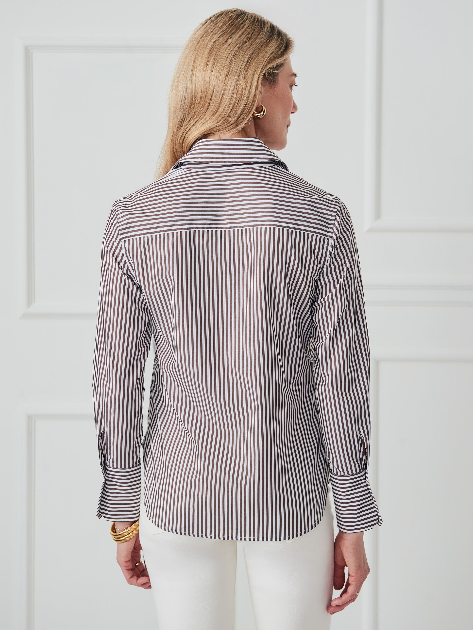 J.McLaughlin Sloane shirt in white/brown made with cotton.