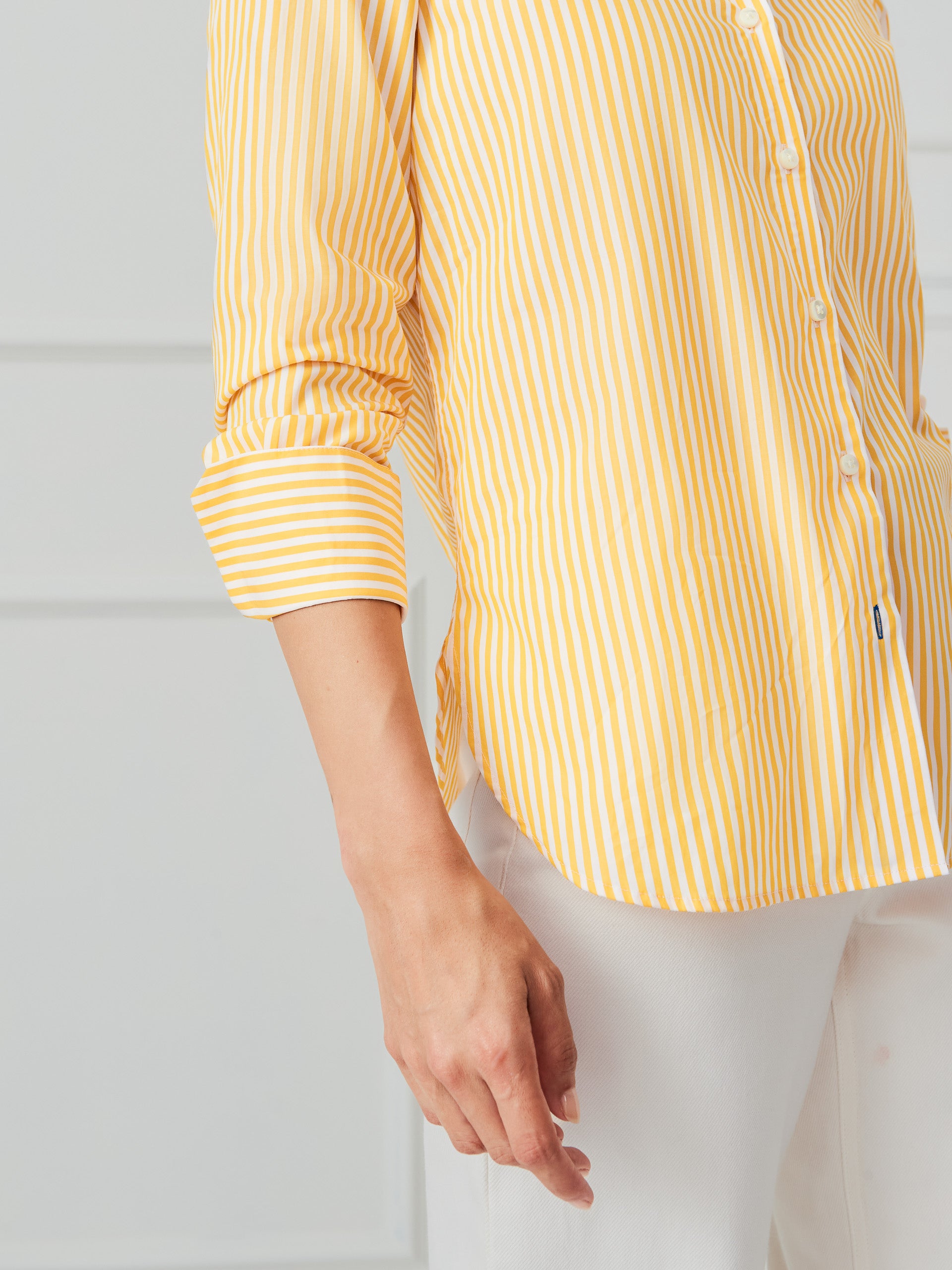 J.McLaughlin Sloane shirt in white/yellow made with cotton.