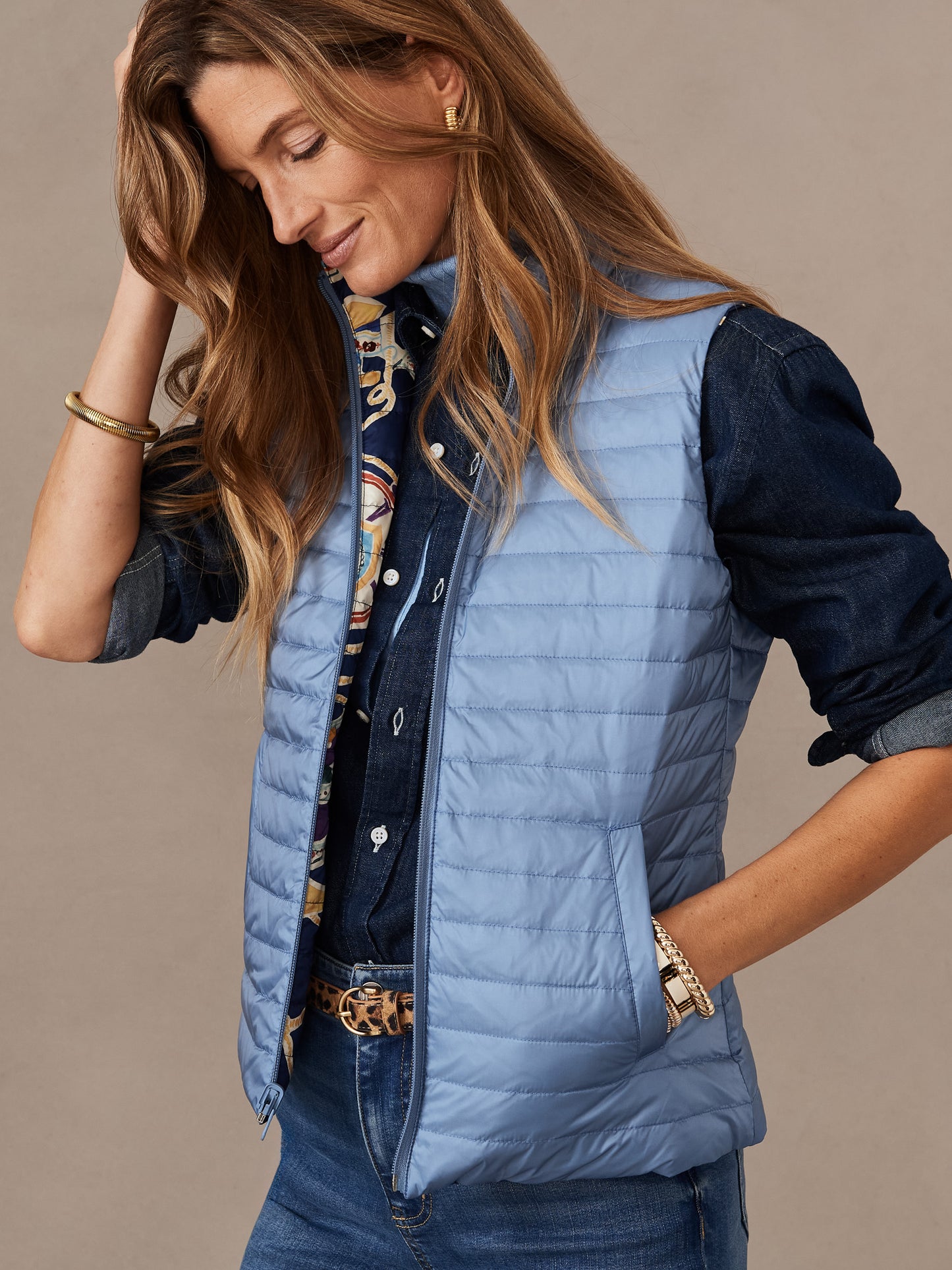 J.McLaughlin Tahoe vest in navy/multi made with nylon.