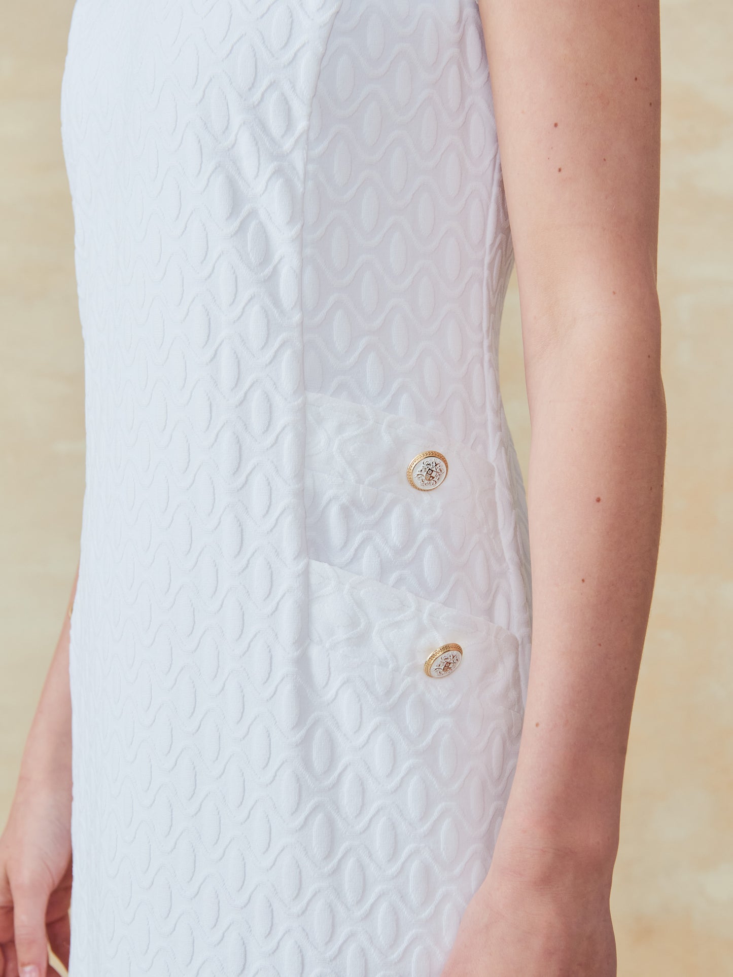 J.McLaughlin Talese dress in white made with catalina cloth. 