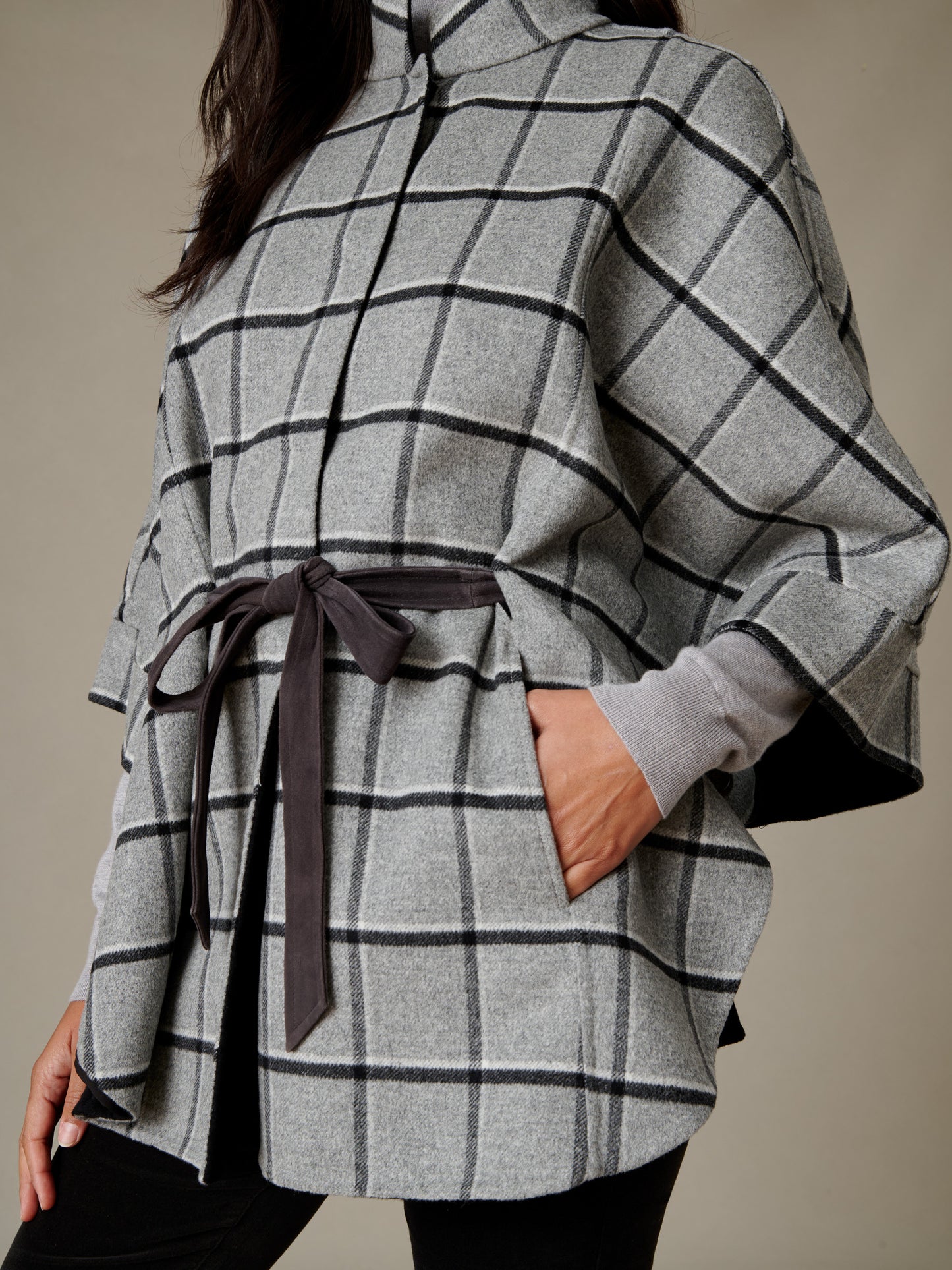 Terin Poncho in Plaid