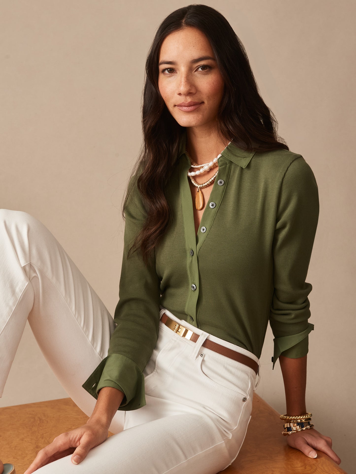 J.McLaughlin Theodora shirt in moss made with cotton.
