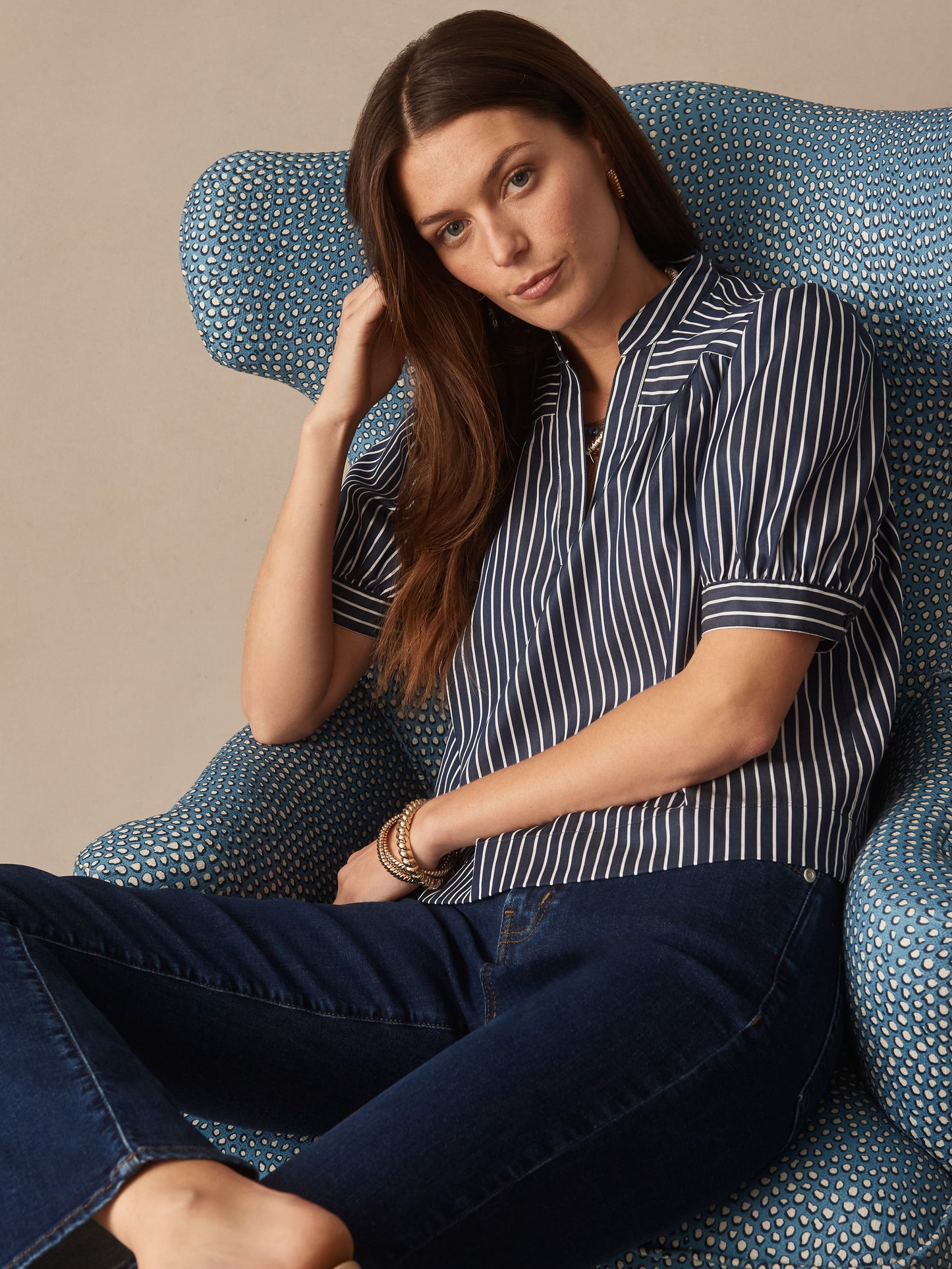 J.McLaughlin Turner top in navy/white made with cotton. 
