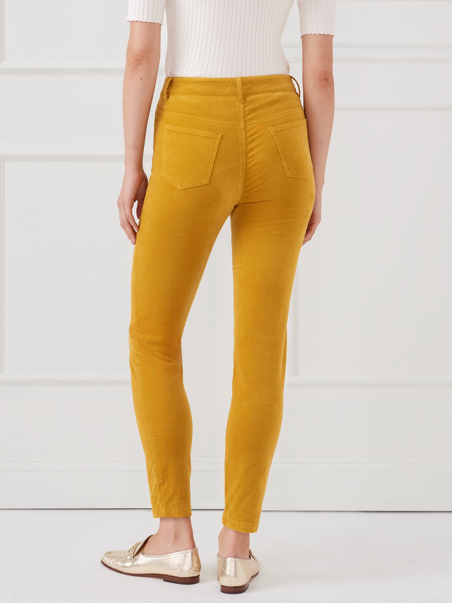 J.McLaughlin Watson jeans in ceylon chartreuse made with velvet.