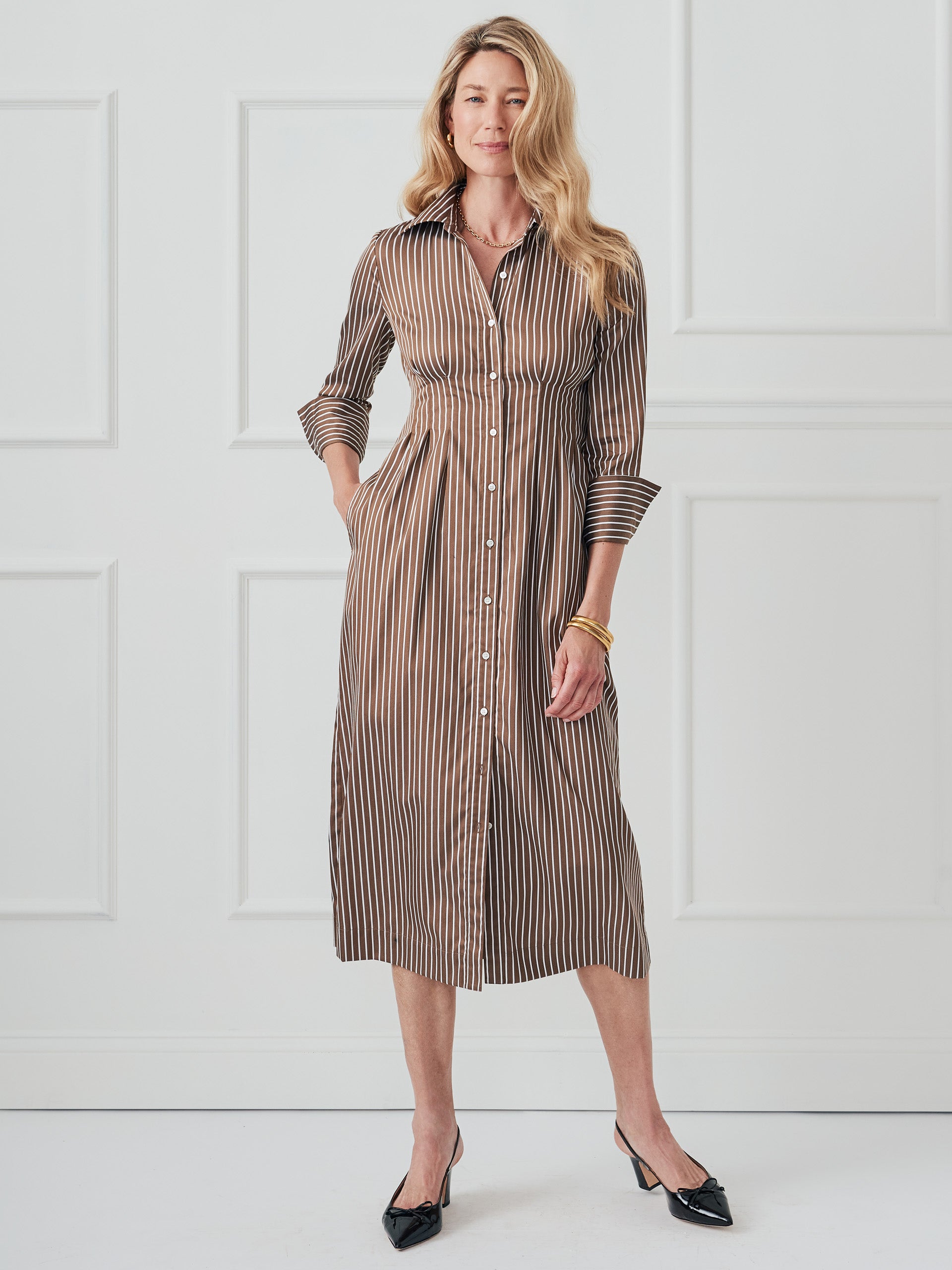 J.McLaughlin White dress in brown/white made with cotton. 