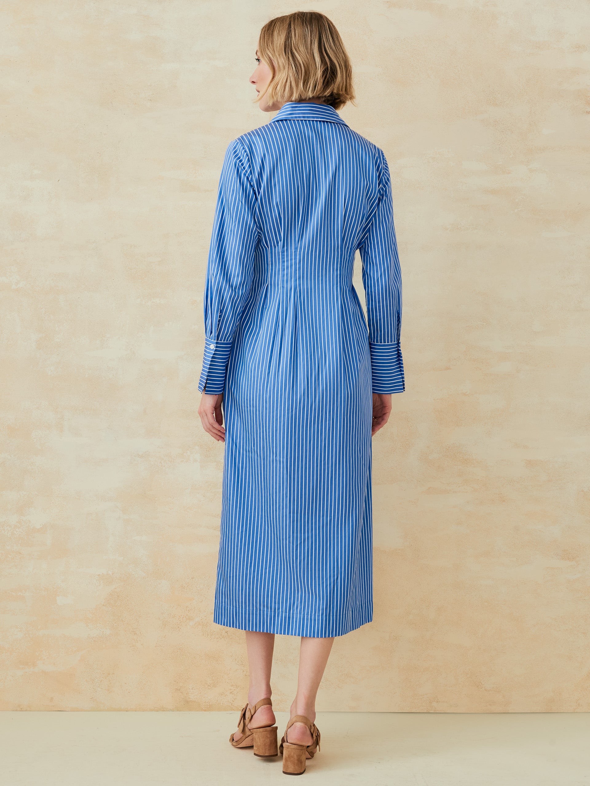 J.McLaughlin Whit dress in medium blue/white made with cotton. 