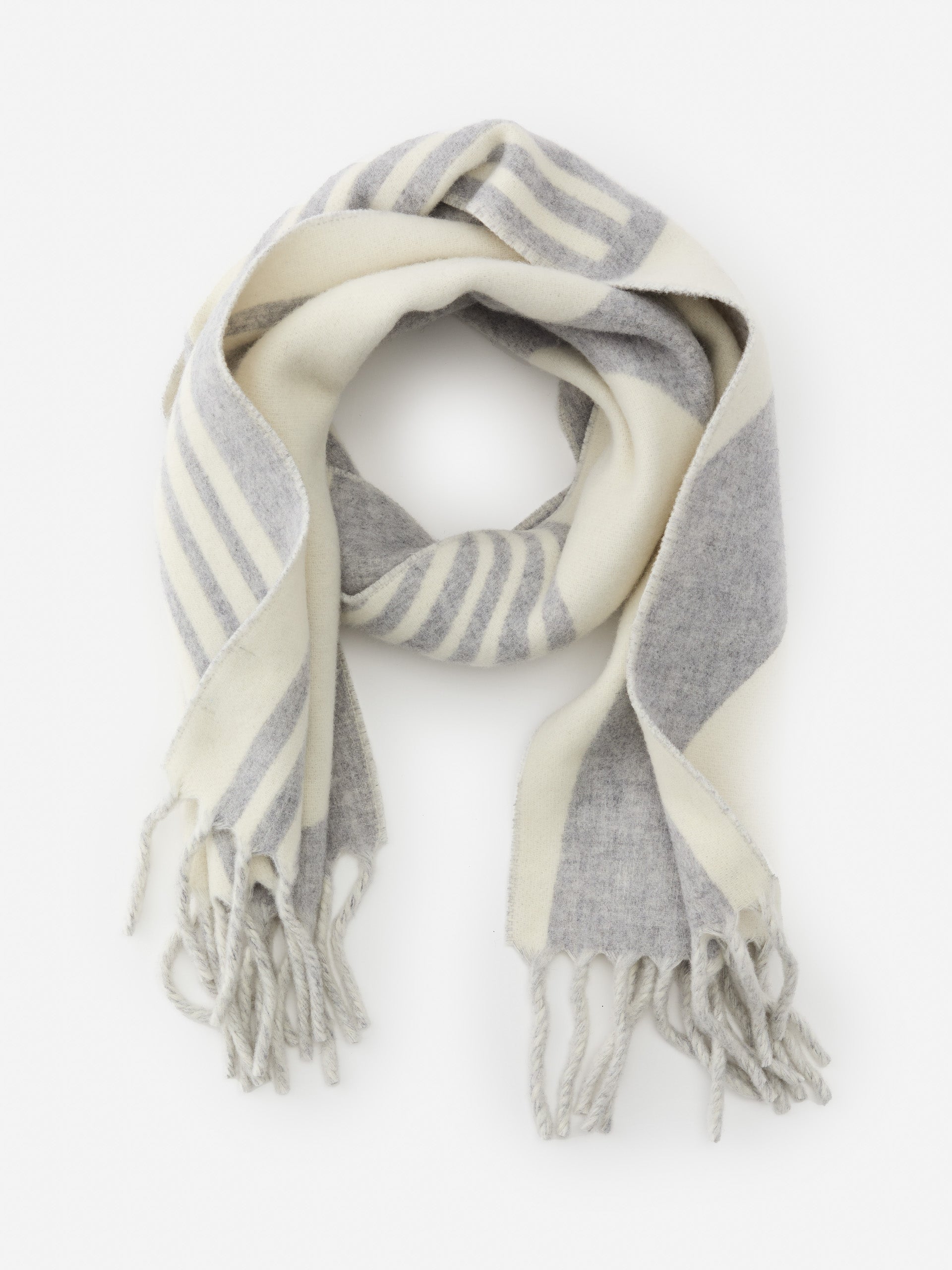 J.McLaughlin Yuna scarf in pearl gray/off white made with wool.