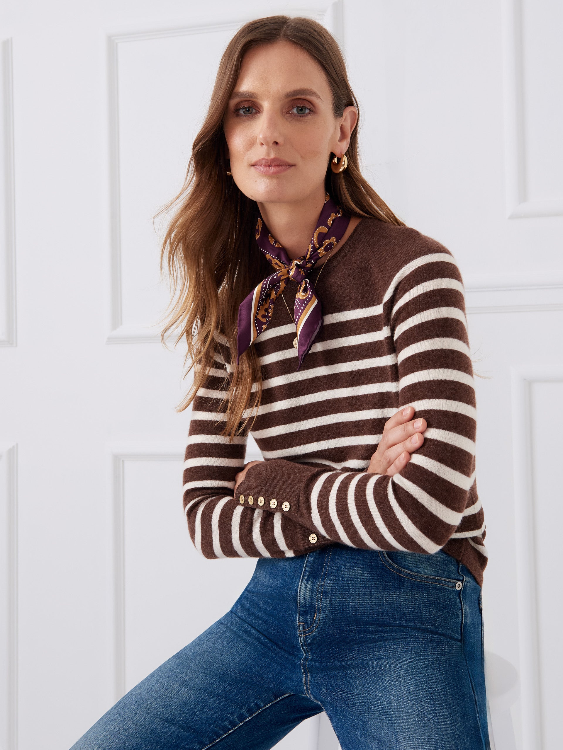  J.McLaughlin Zosia sweater in heather brown/egret white made with cashmere.